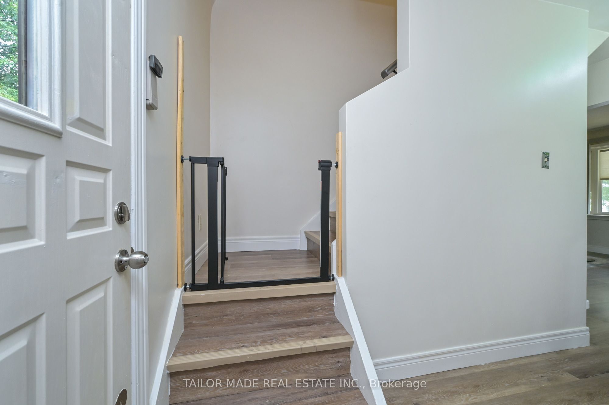 88 Mccaul Street Property Photo 12