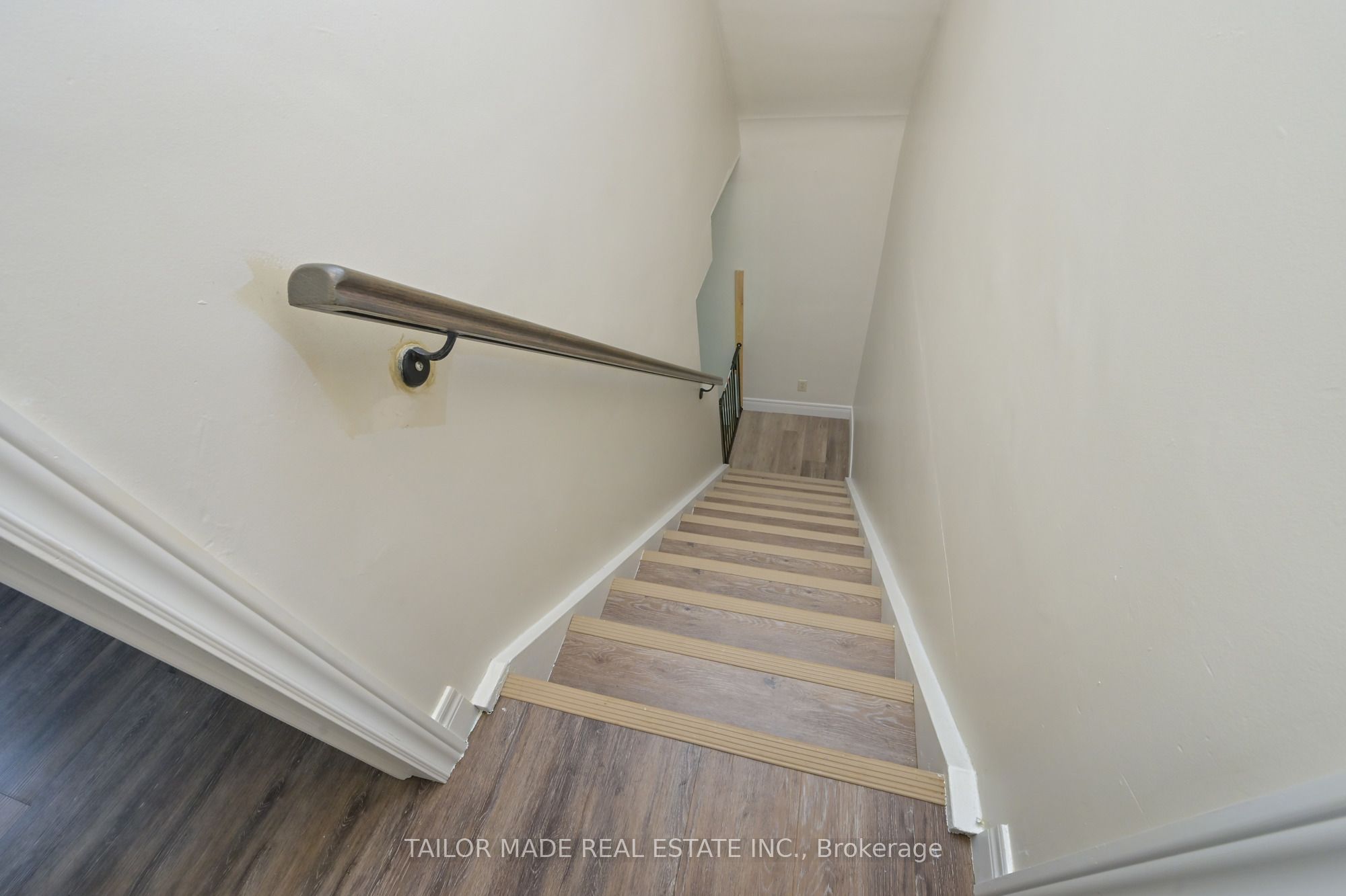 88 Mccaul Street Property Photo 13