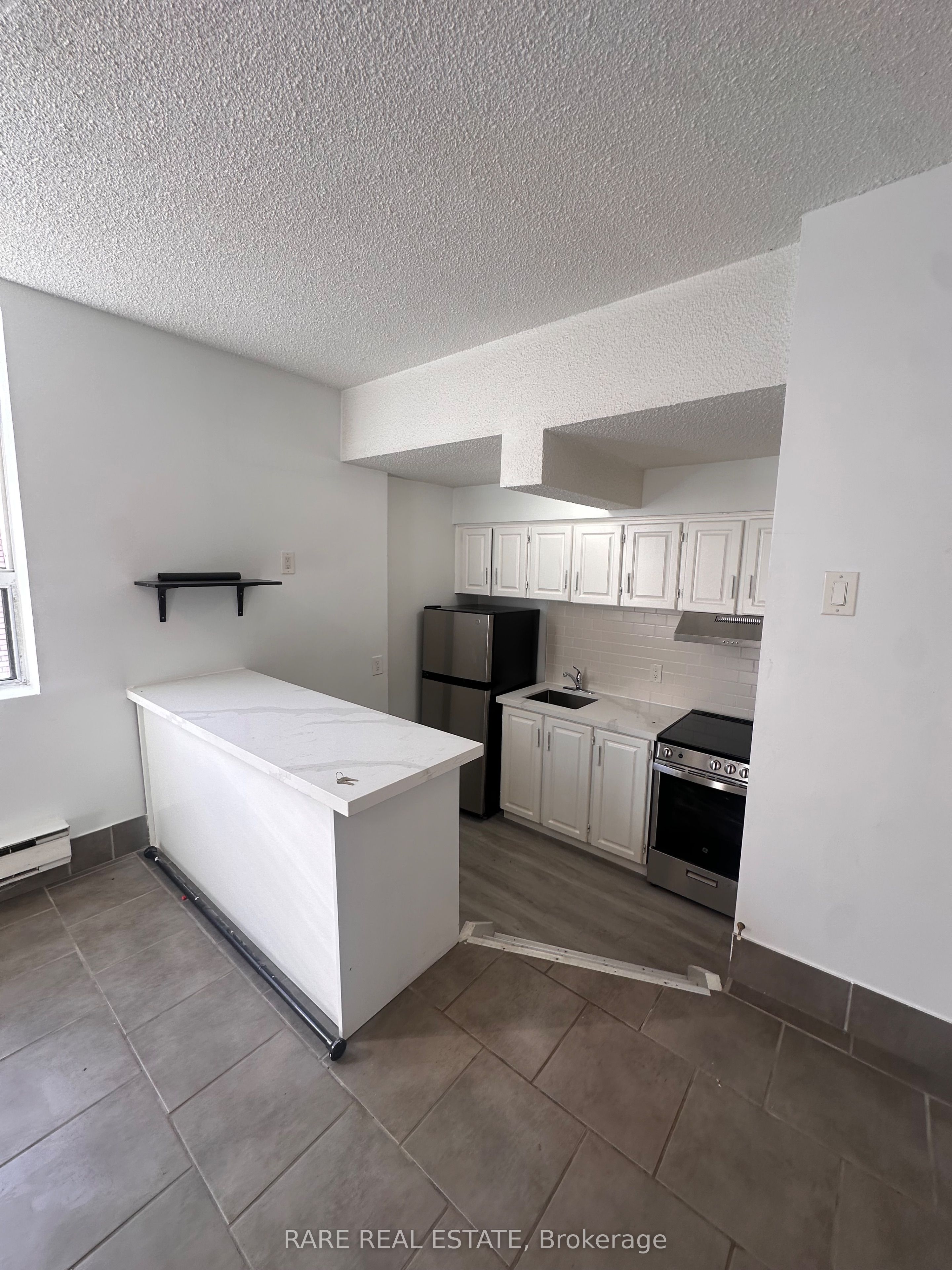 120 Spencer Avenue 5 Property Photo 2