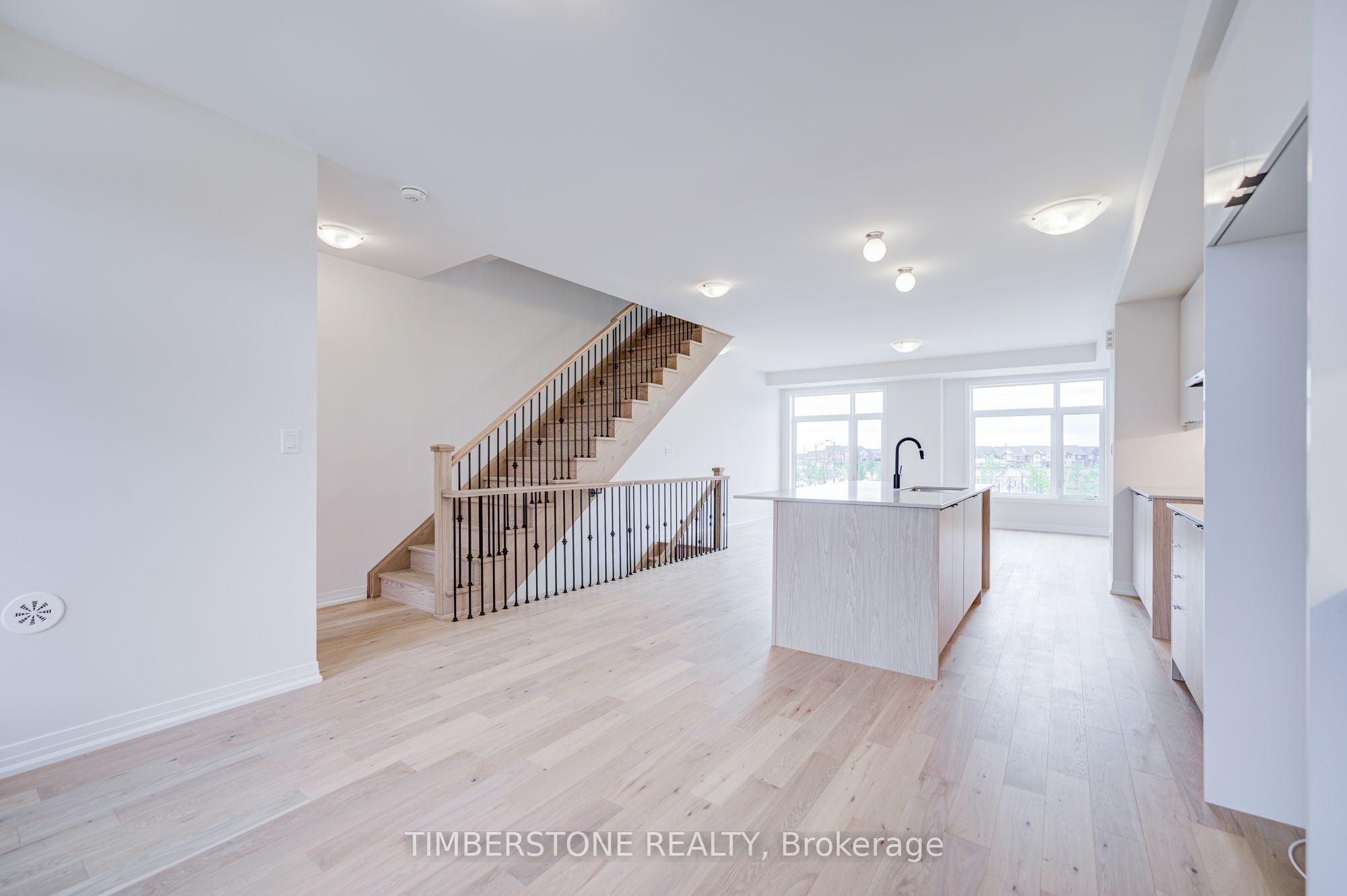 110 Arnold Circle Property Photo 17