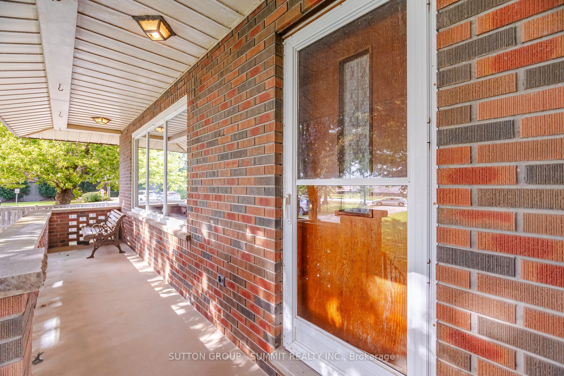 6543 Ninth Line Property Photo 4