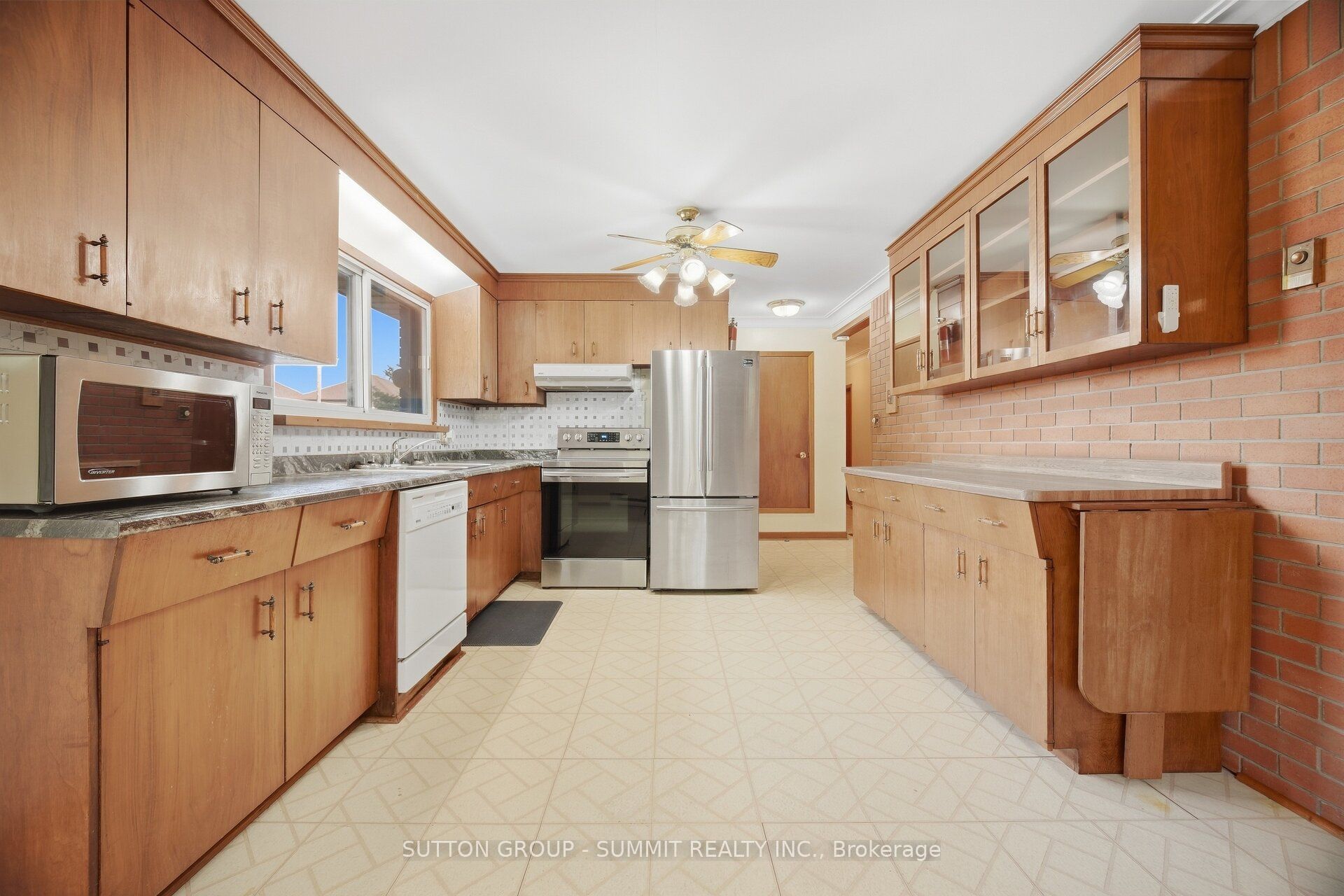 6543 Ninth Line Property Photo 10