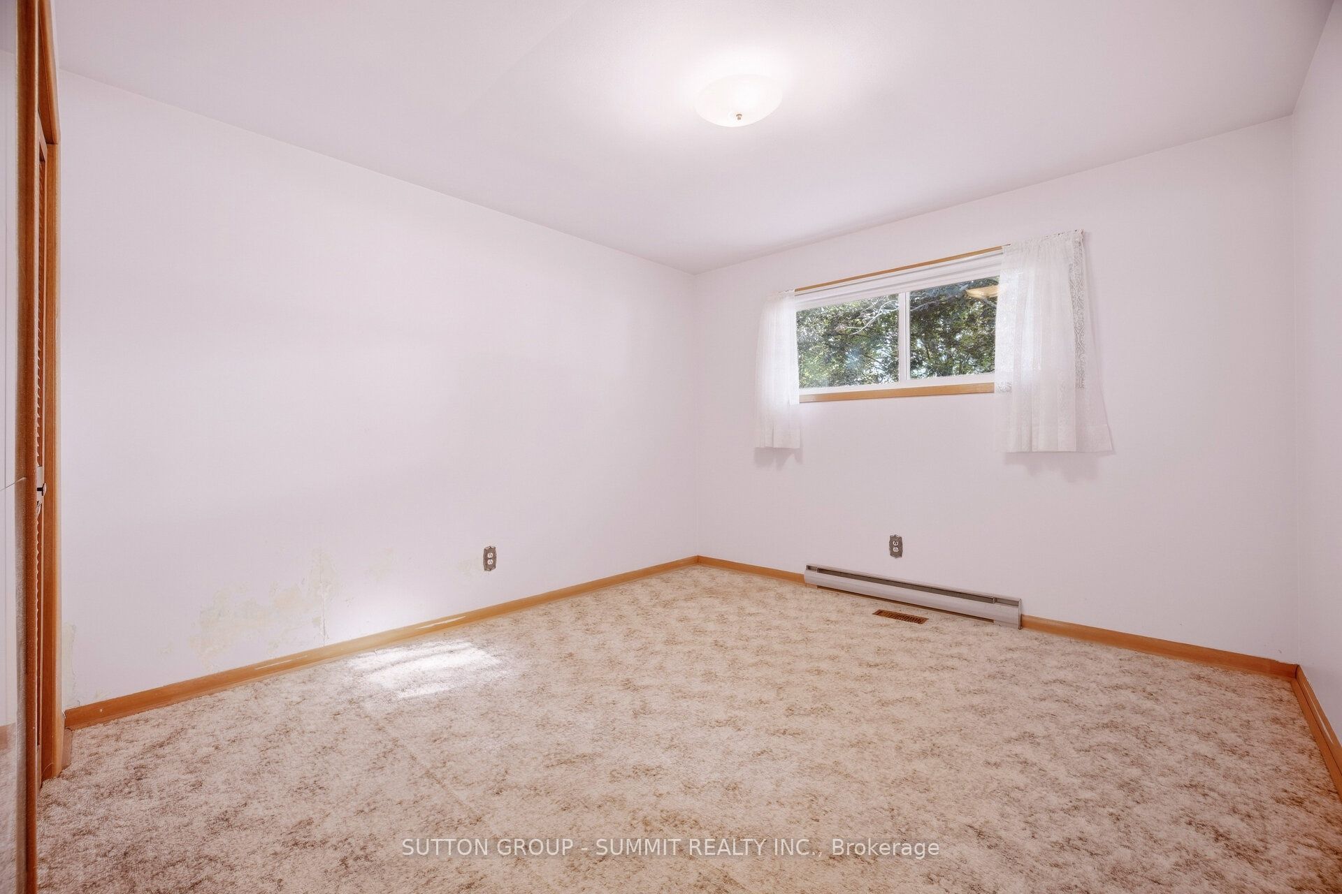 6543 Ninth Line Property Photo 12