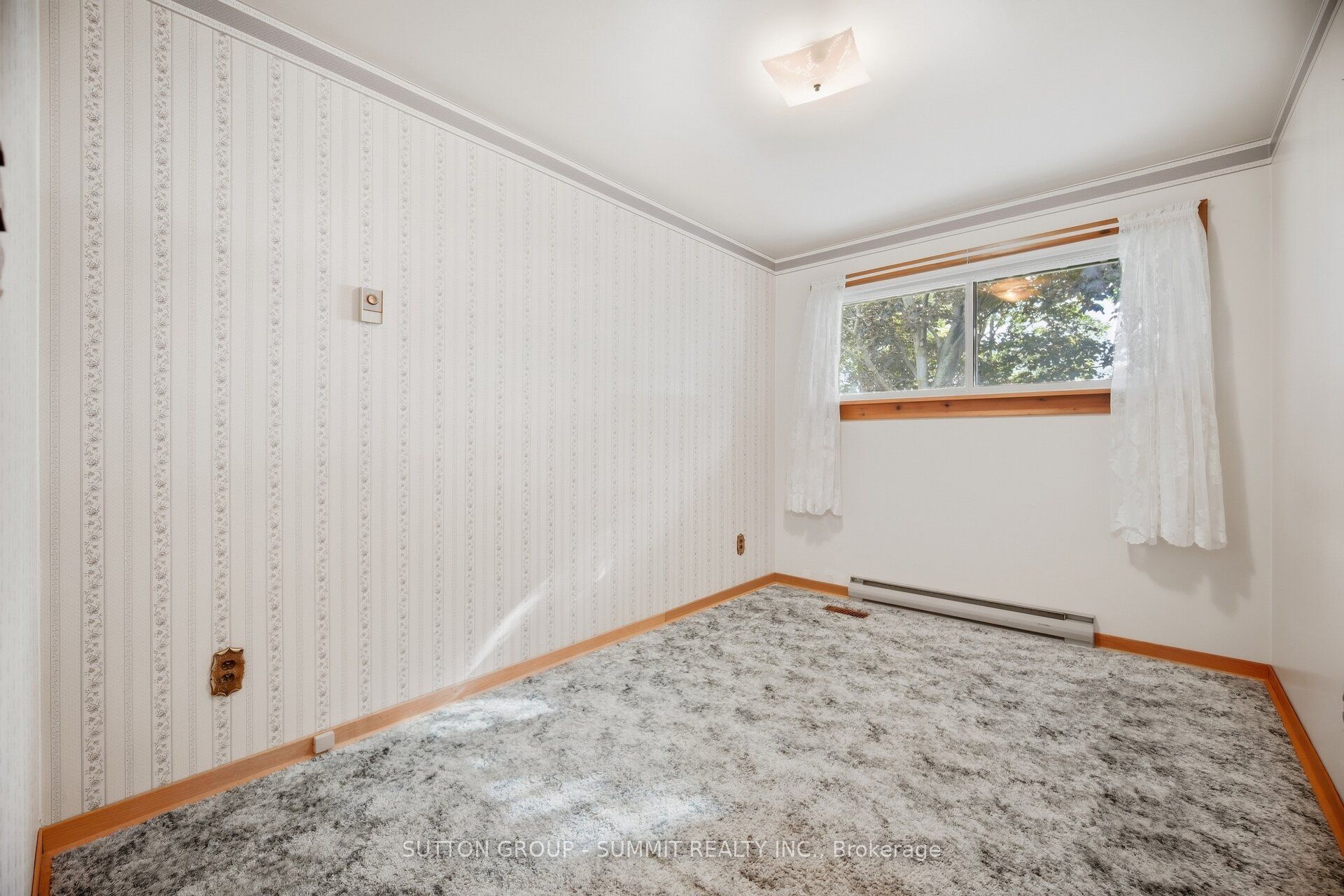 6543 Ninth Line Property Photo 14
