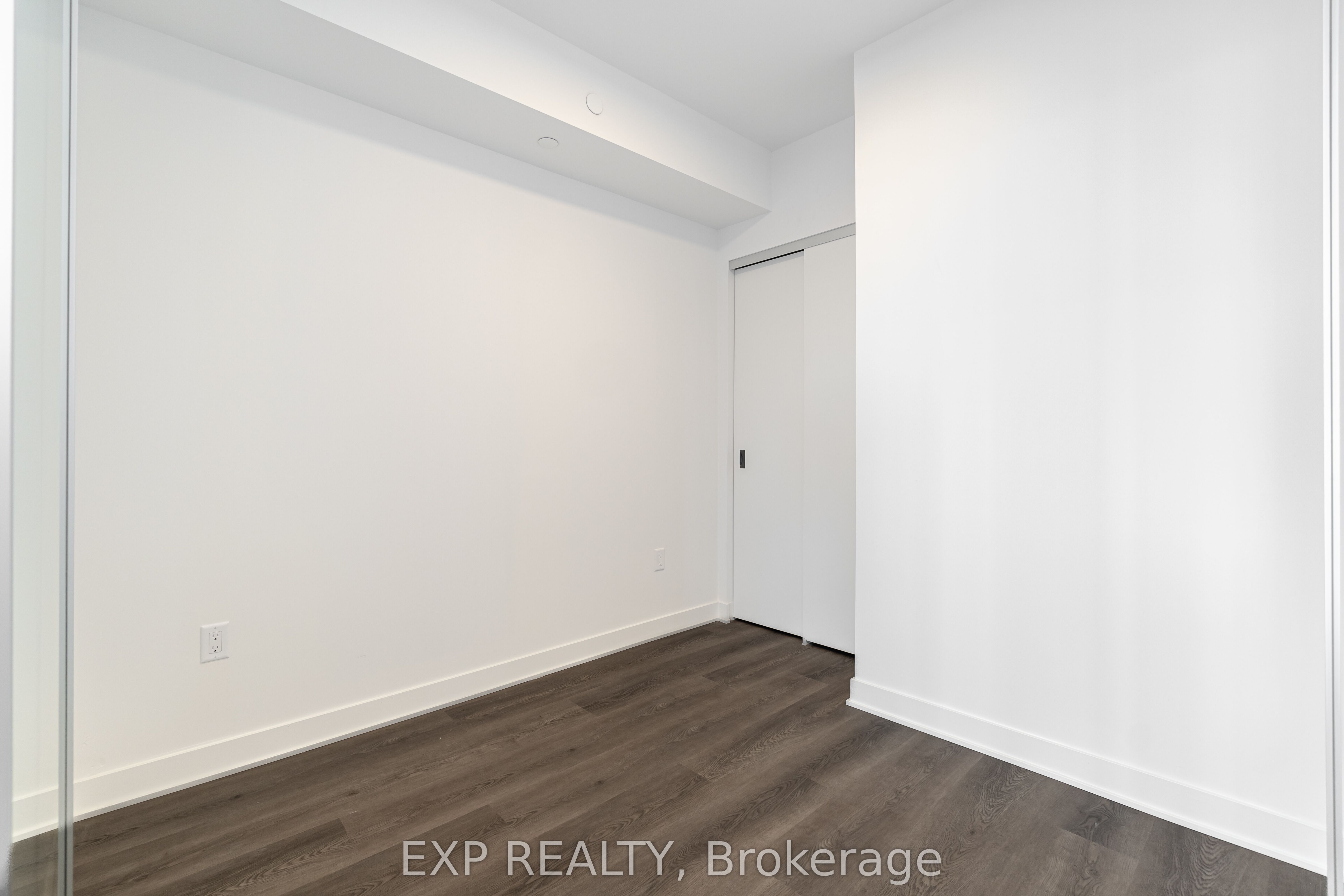 36 Zorra Street 1805 Property Photo 9