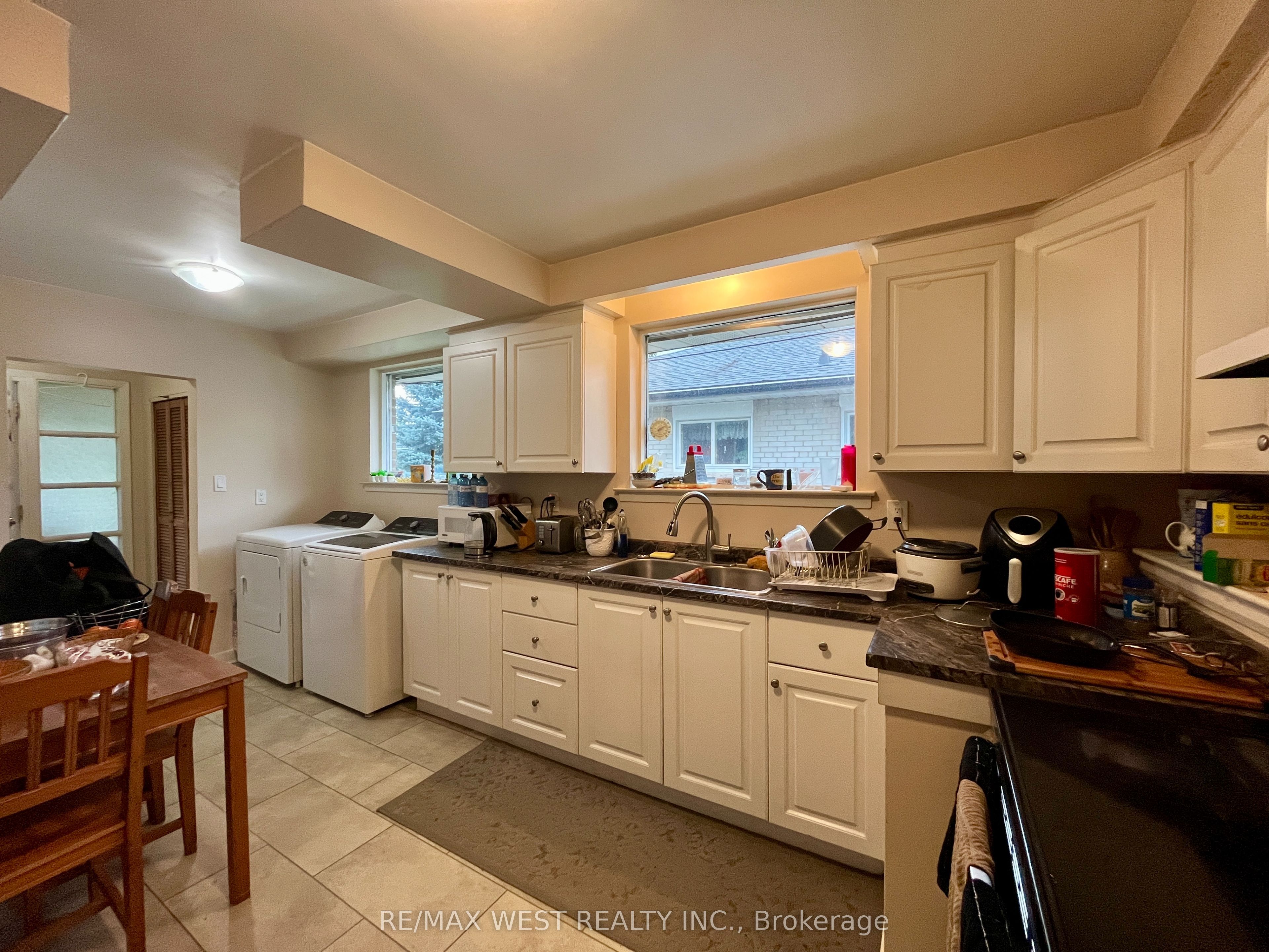49 Braddock Road Property Photo 8