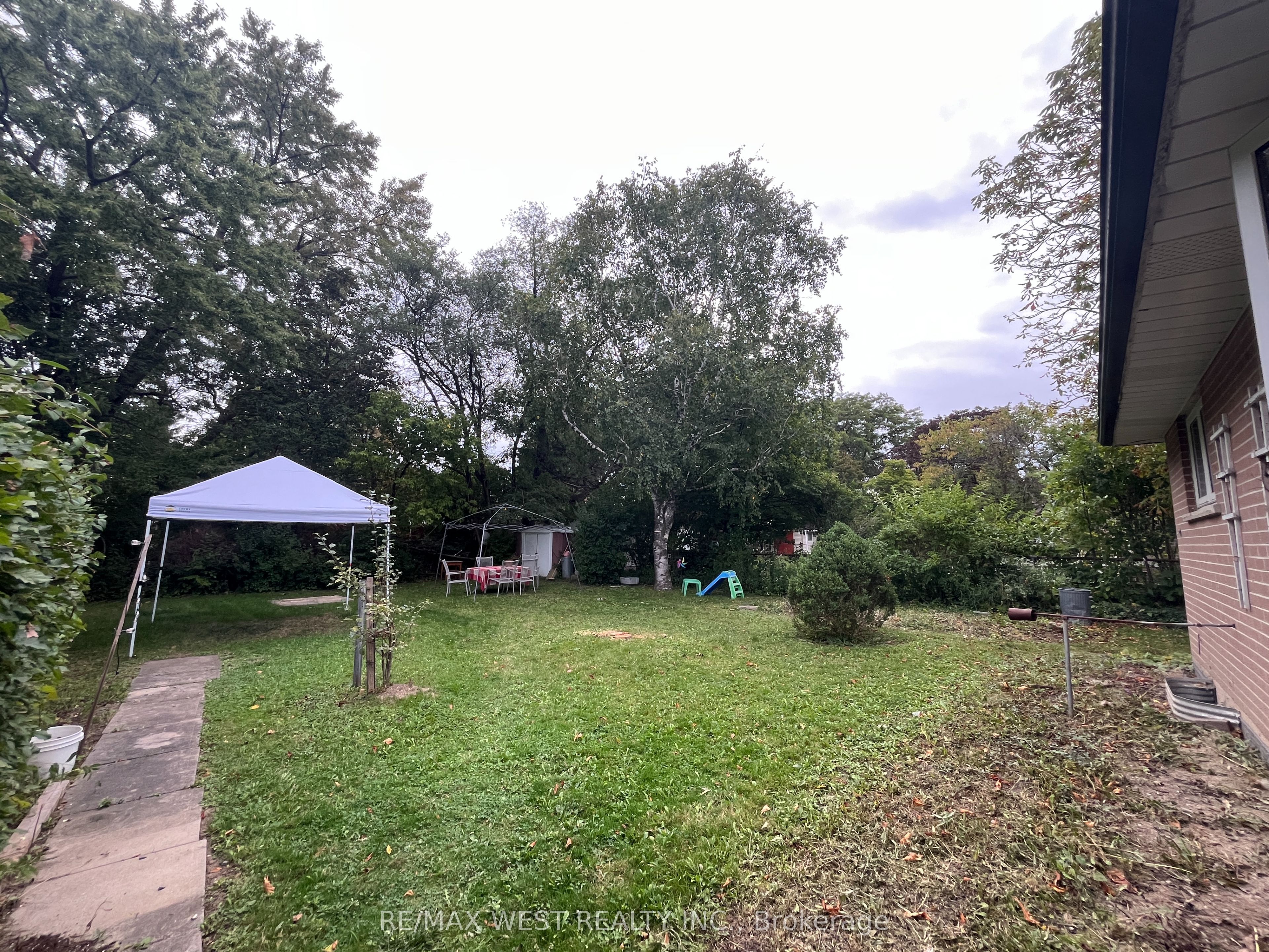 49 Braddock Road Property Photo 19