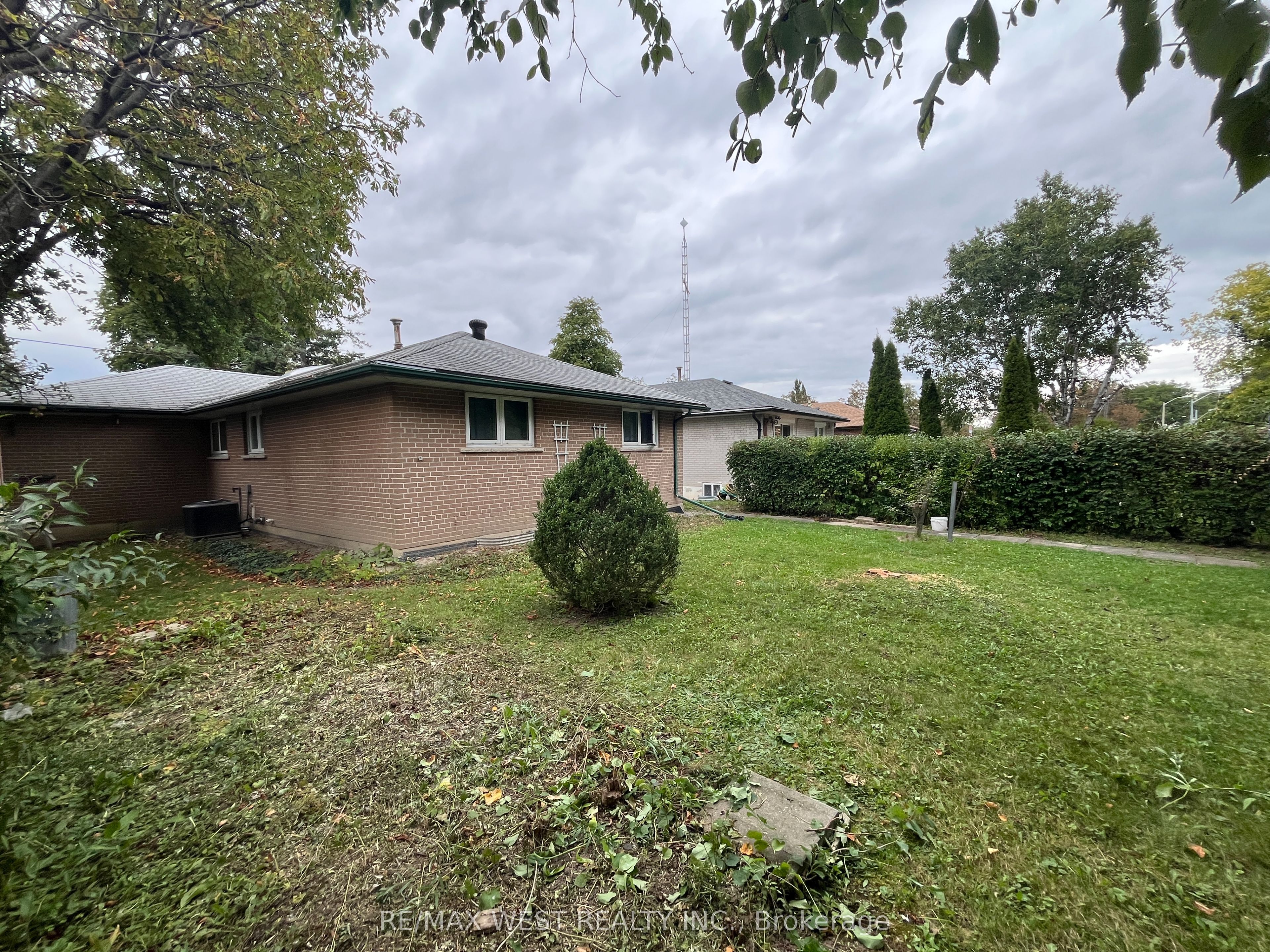 49 Braddock Road Property Photo 22