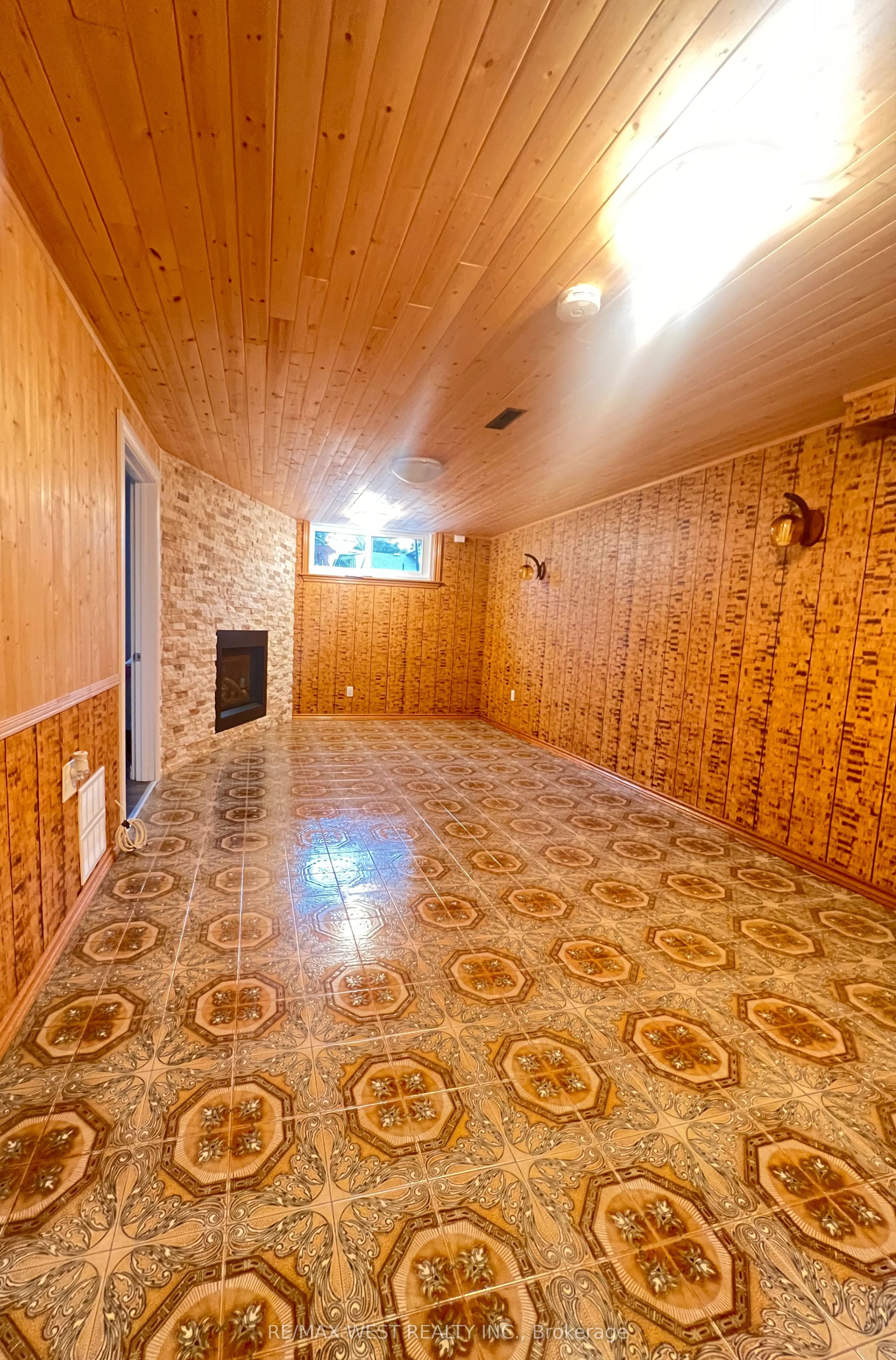57 Starview Drive Property Photo 7