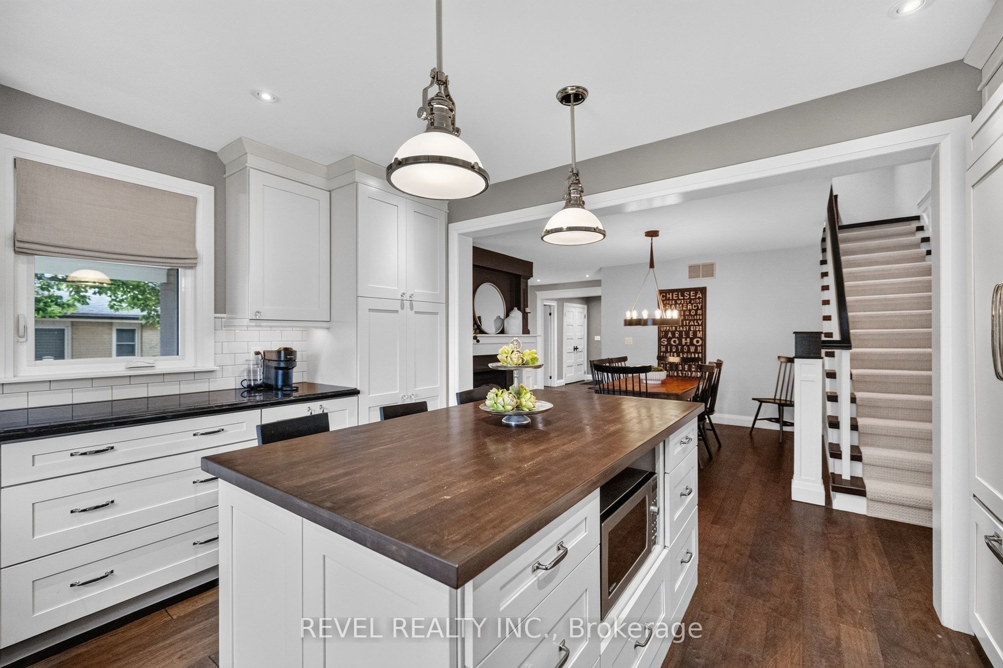100 Robinwood Crescent Property Photo 18