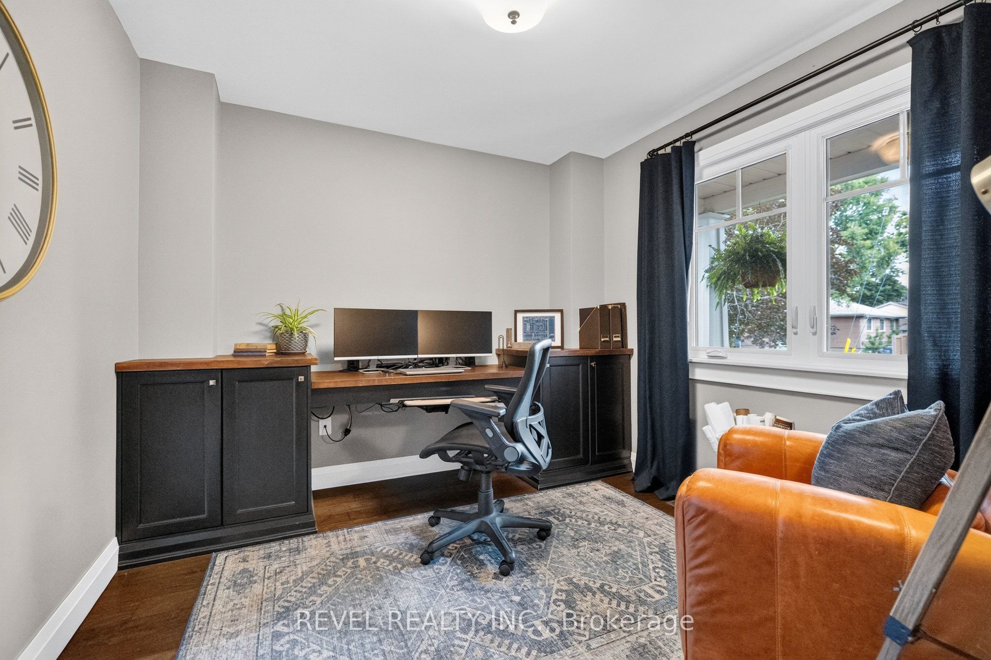 100 Robinwood Crescent Property Photo 21