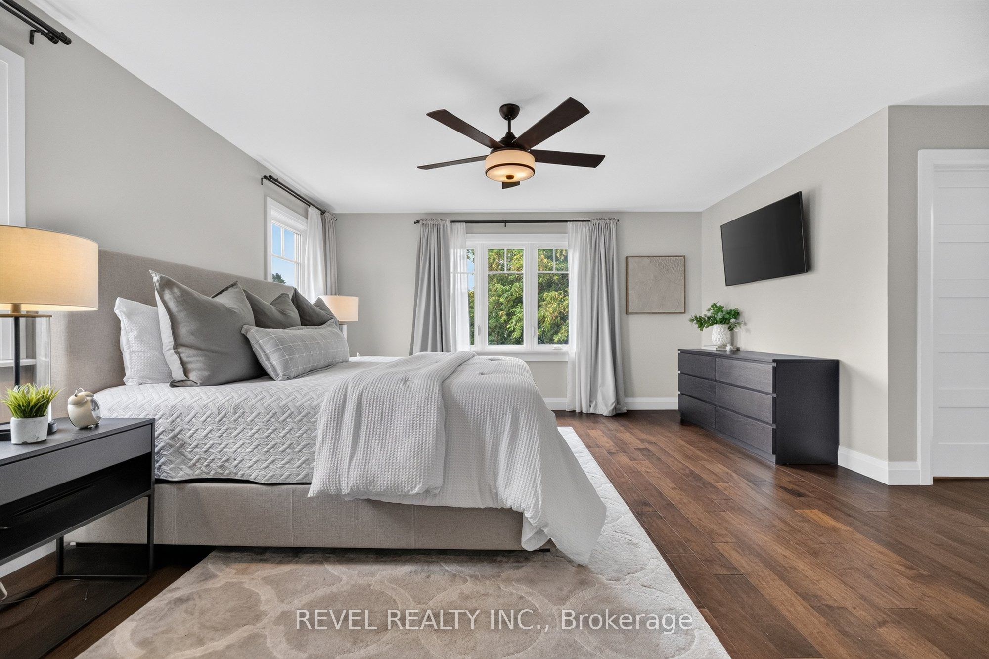 100 Robinwood Crescent Property Photo 26