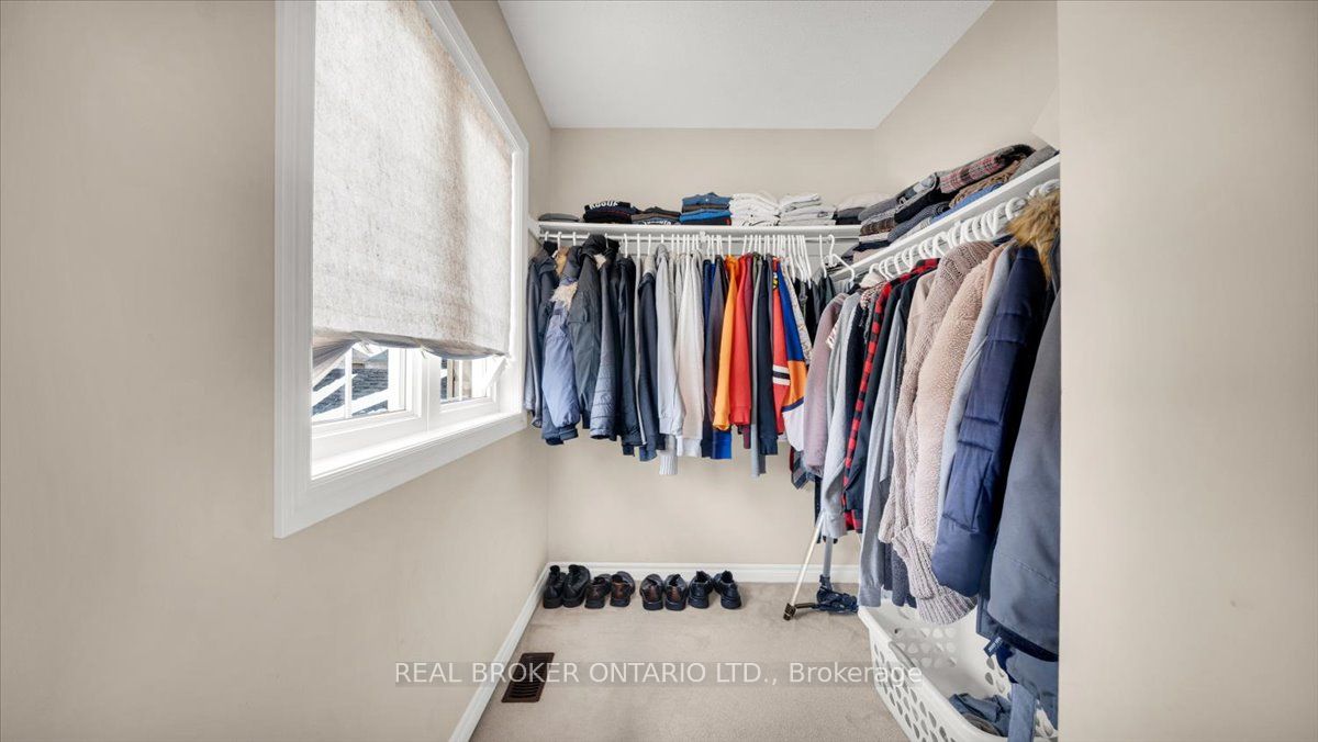 636 Serafini Crescent Property Photo 24