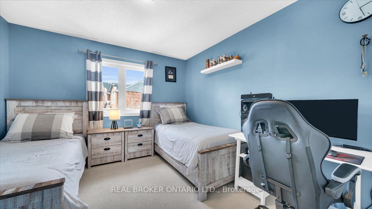 636 Serafini Crescent Property Photo 28