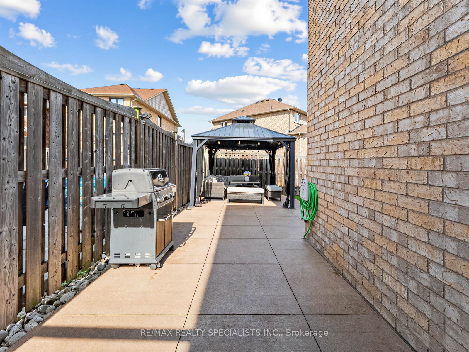 491 Willmott Crescent Property Photo 31
