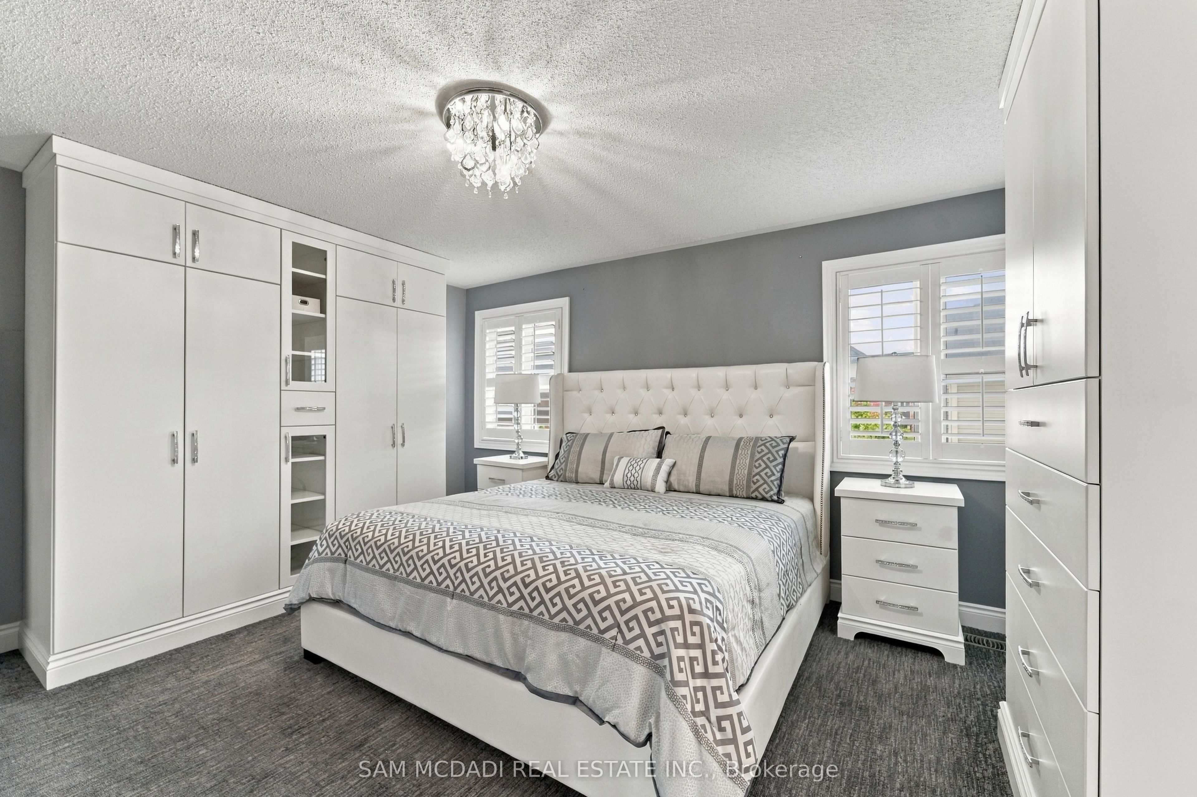 238 Schreyer Crescent Property Photo 19