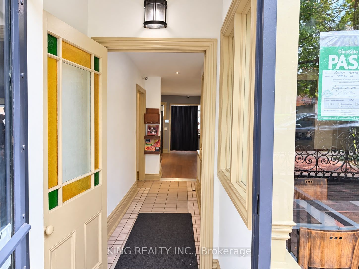 133 Jefferson Avenue Property Photo 4