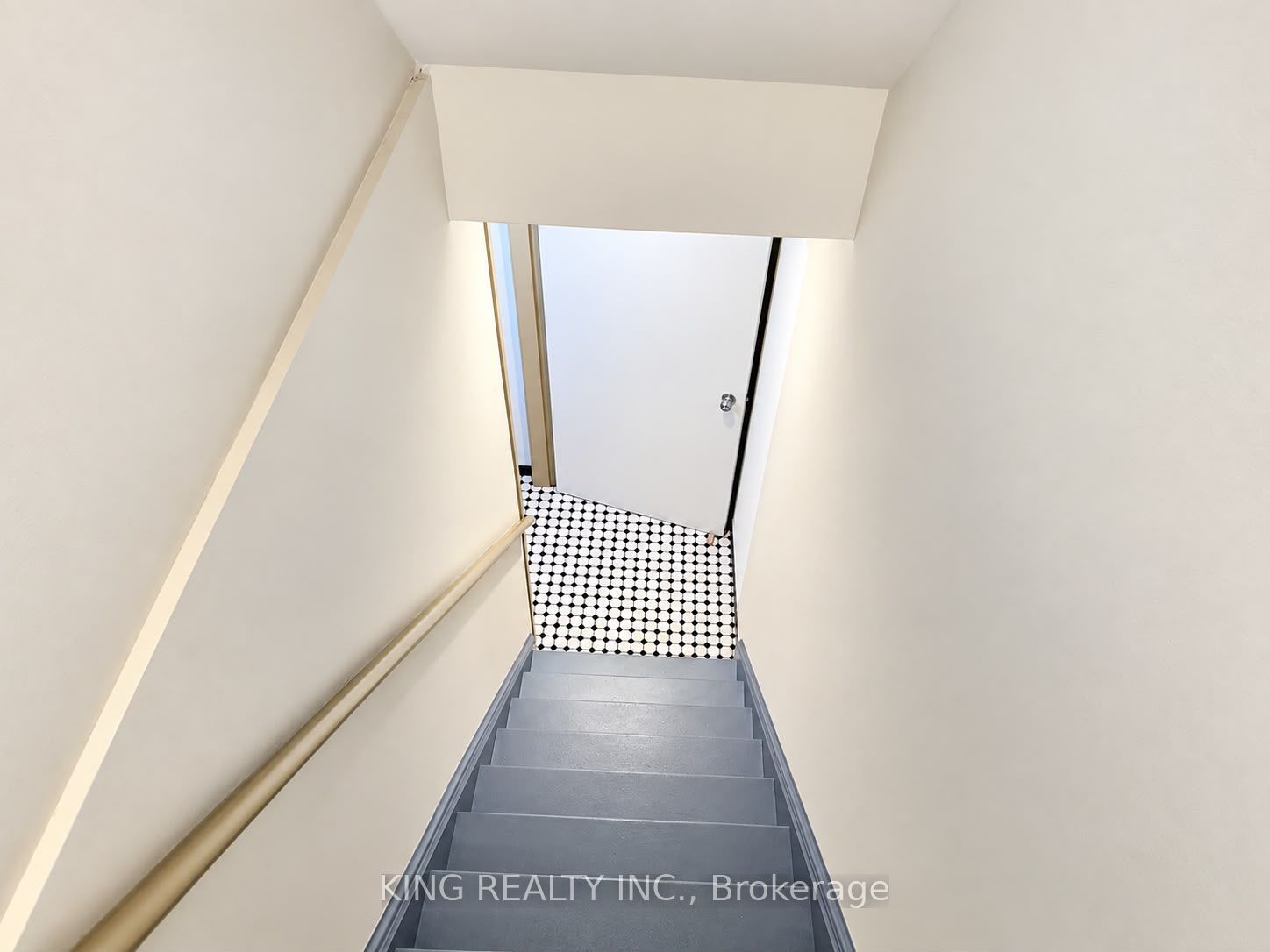 133 Jefferson Avenue Property Photo 28