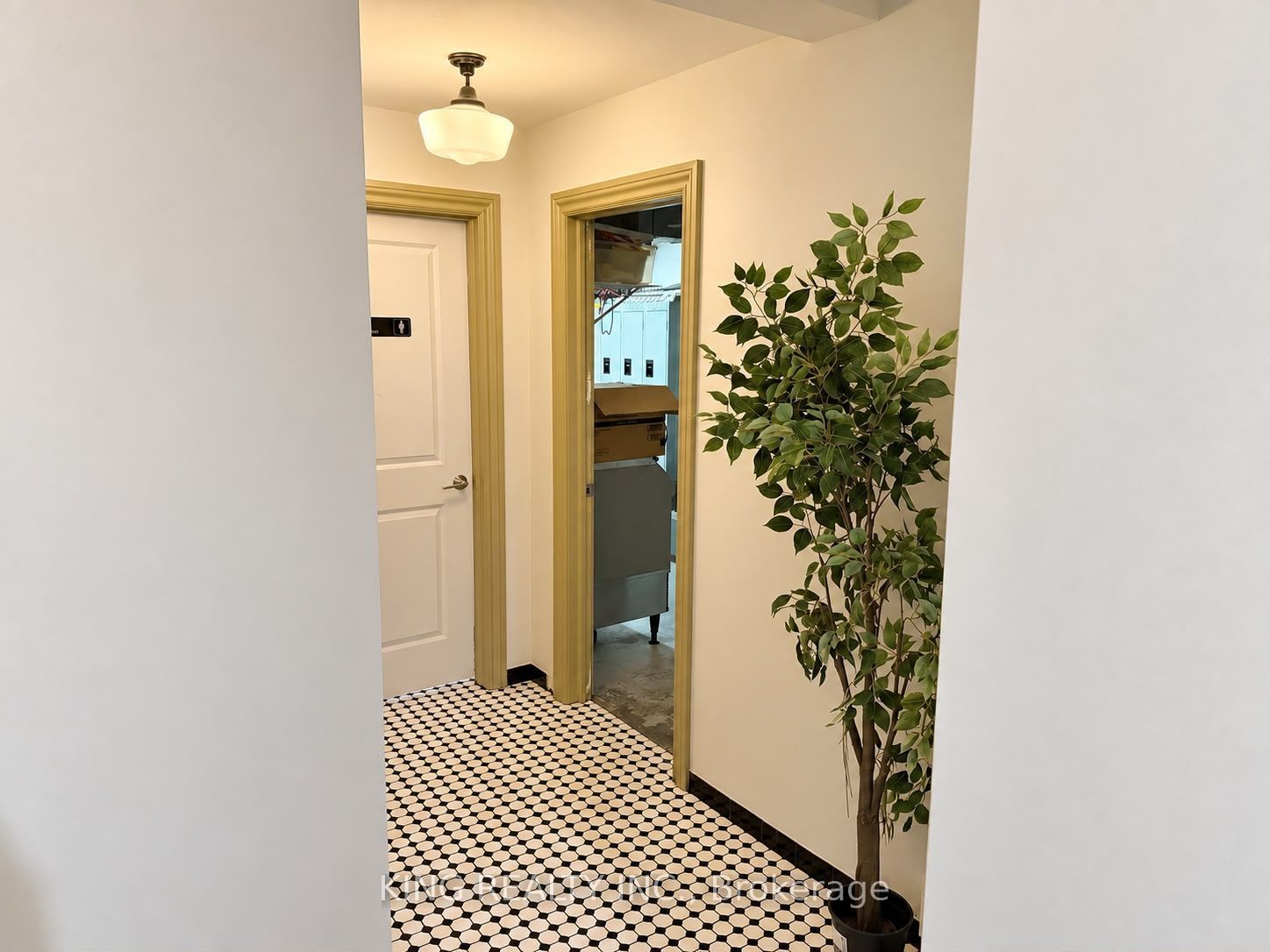 133 Jefferson Avenue Property Photo 32