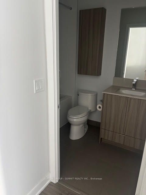 430 Square One Drive 319 Property Photo 1