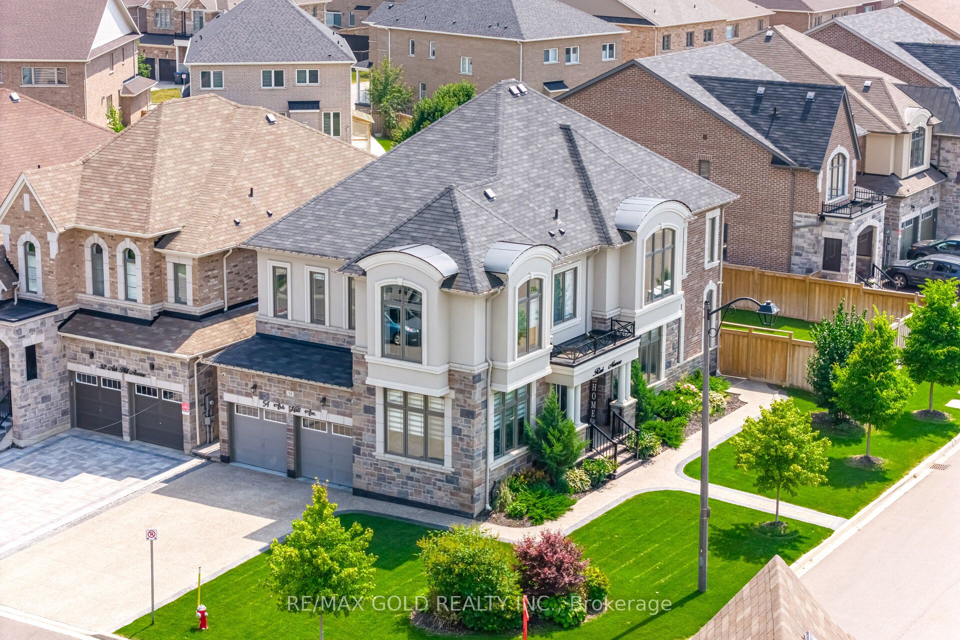 54 Ash Hill Avenue Property Photo 1