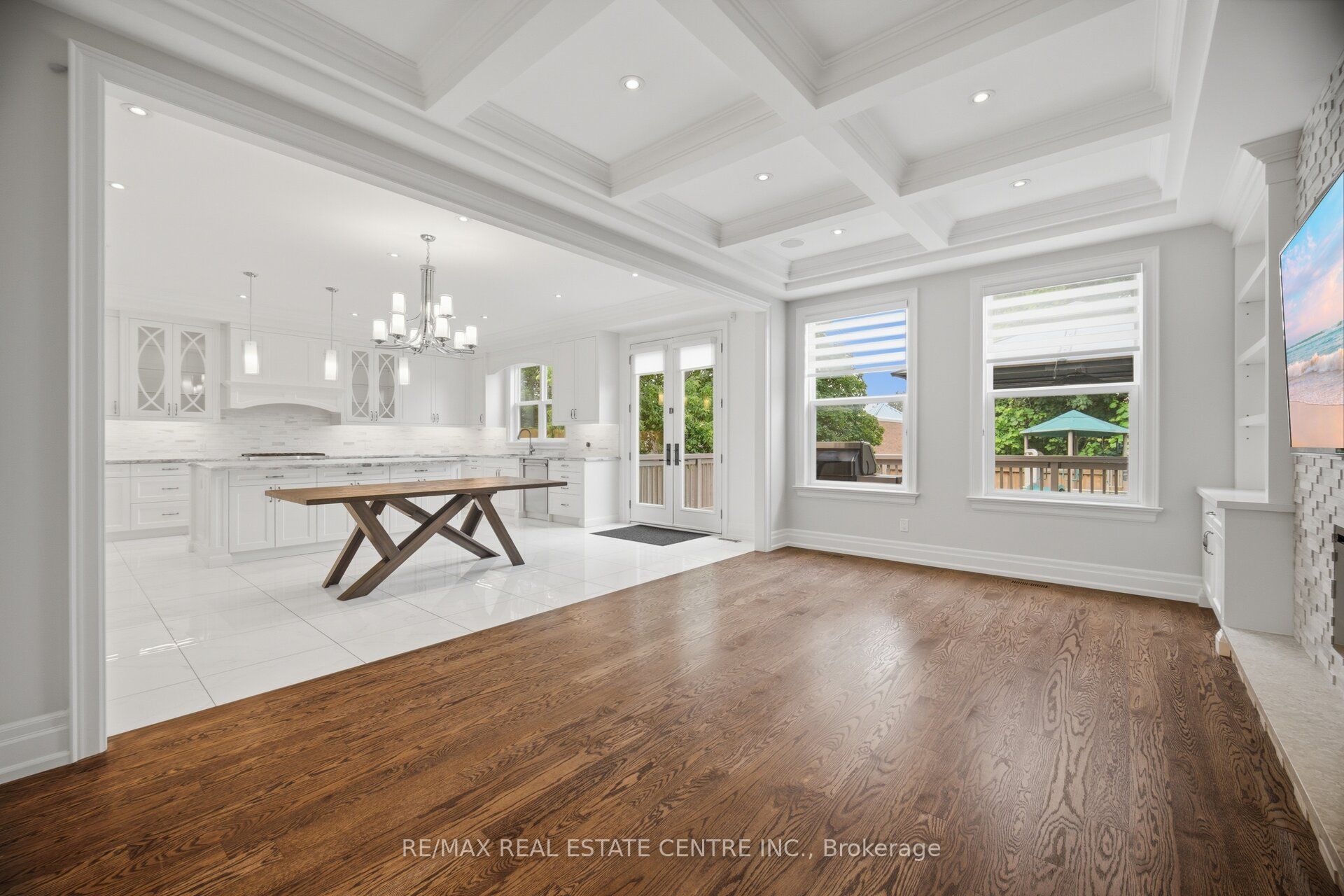 1496 Mansfield Drive Property Photo 14