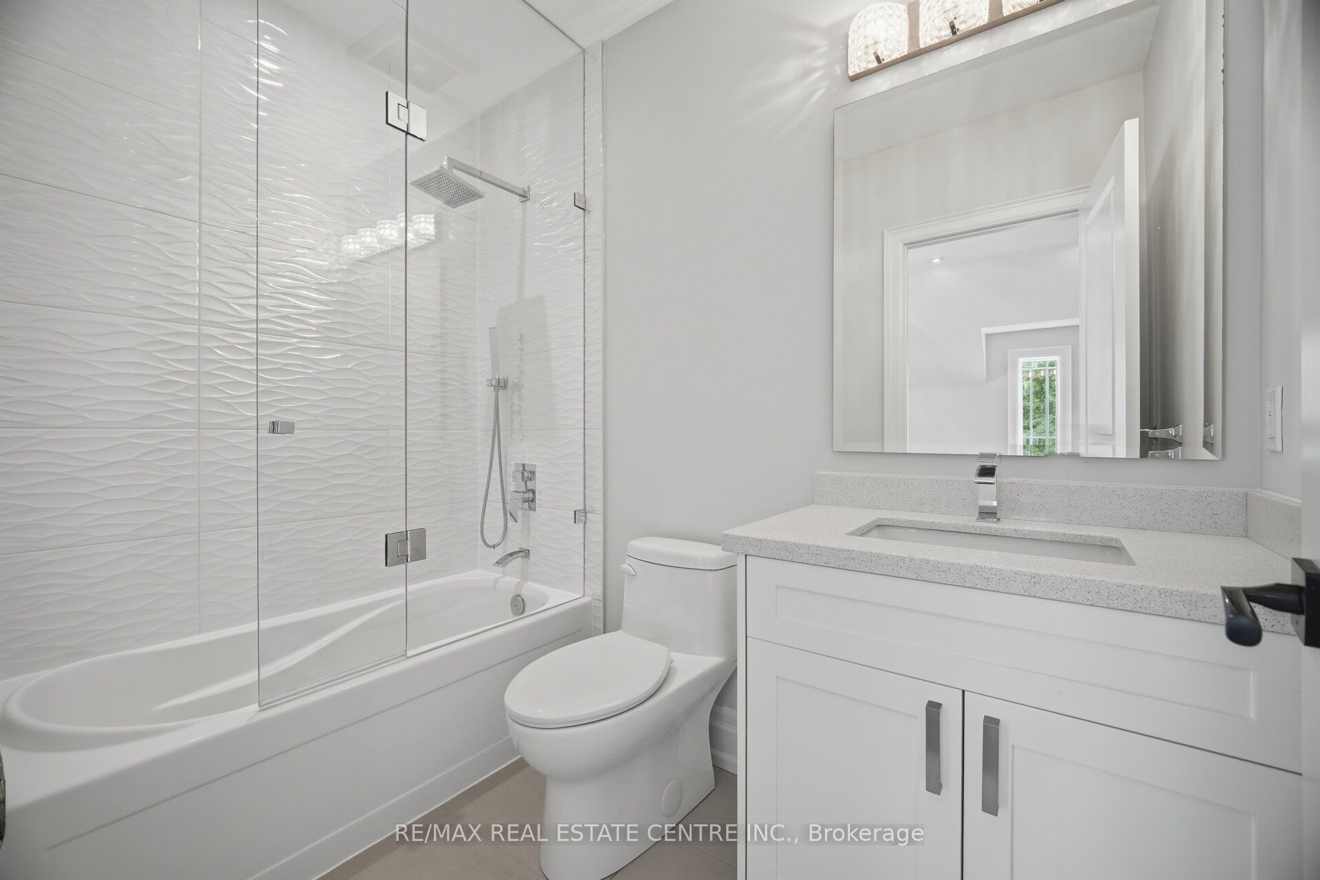 1496 Mansfield Drive Property Photo 30