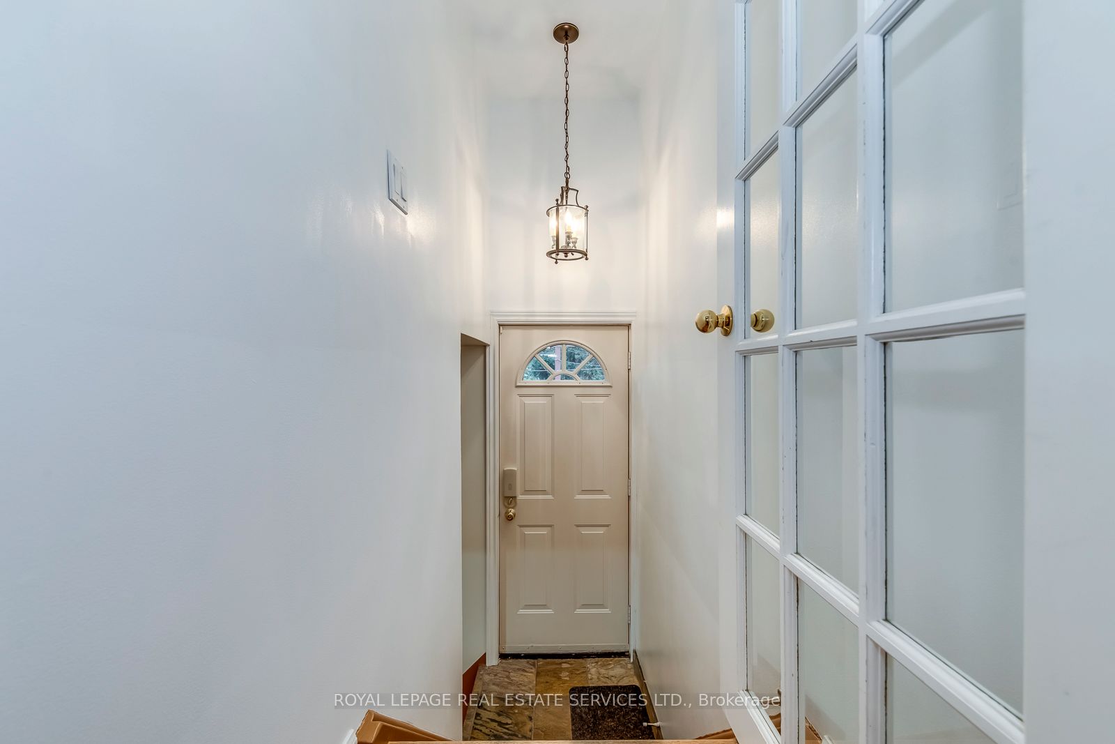 1607 Ewald Road Property Photo 19