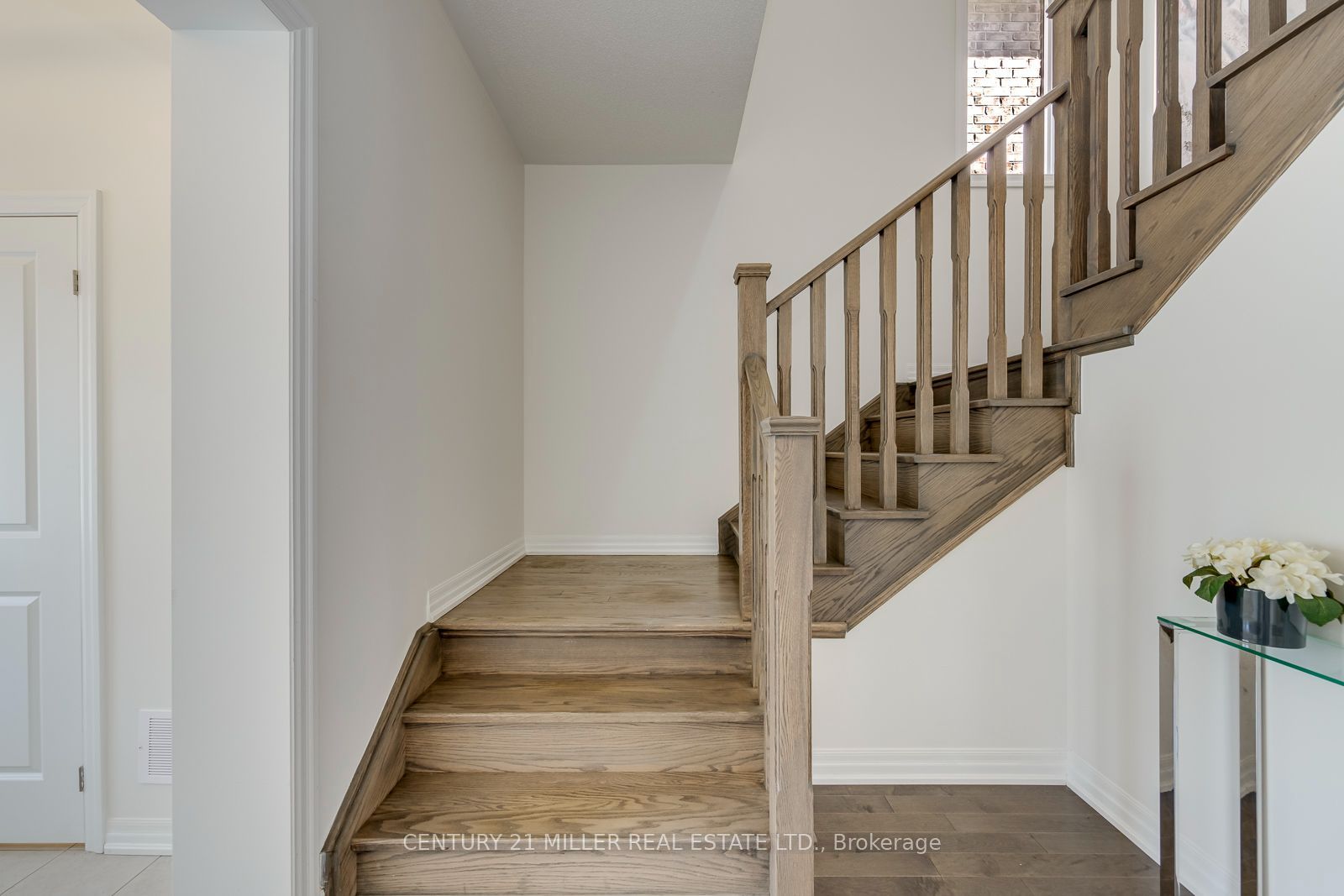 82 Merlin Street Property Photo 23