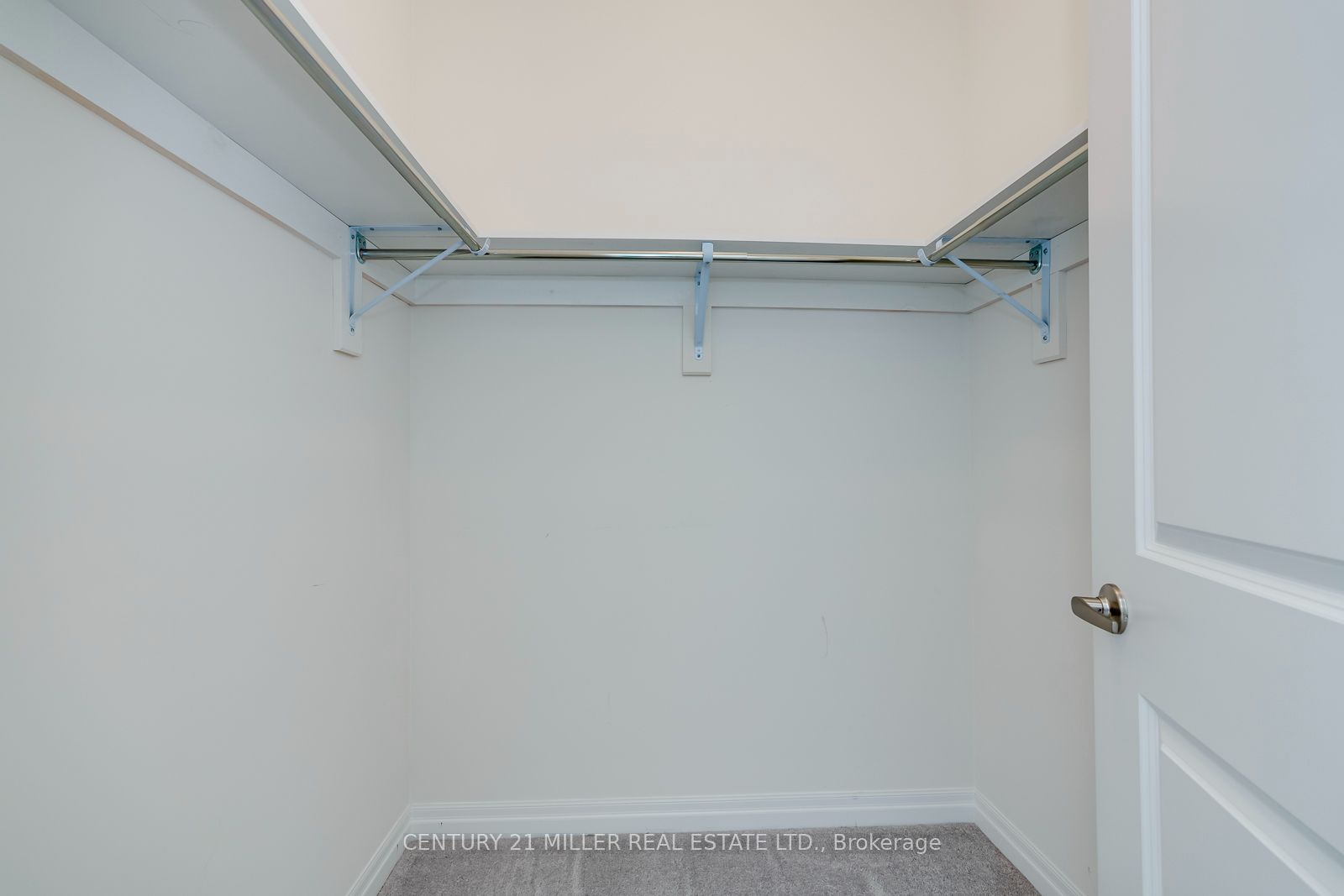 82 Merlin Street Property Photo 29
