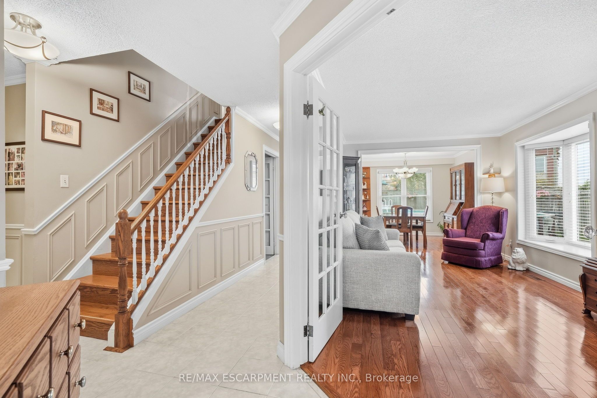607 Clover Park Crescent Property Photo 6