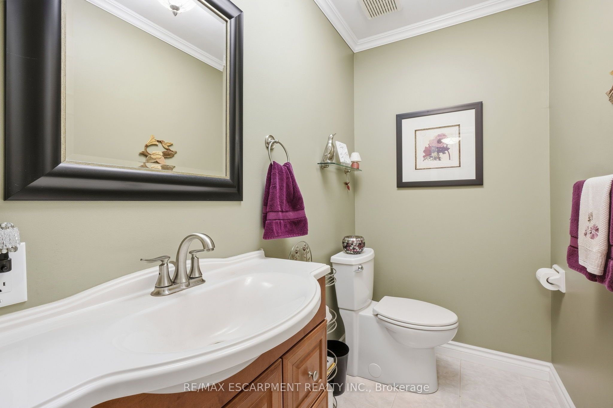 607 Clover Park Crescent Property Photo 20