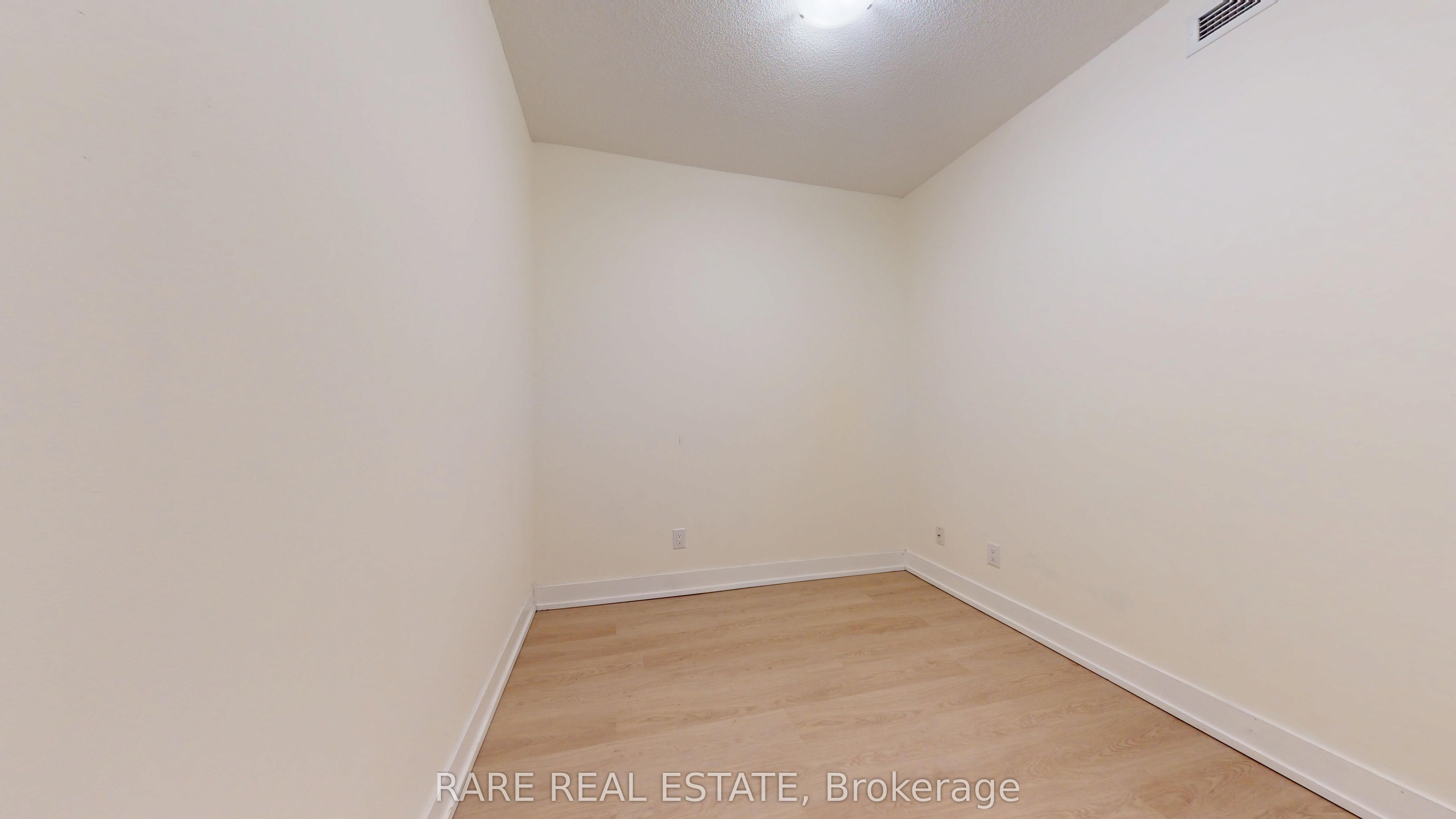 1638 Bloor Street W 607 Property Photo 9
