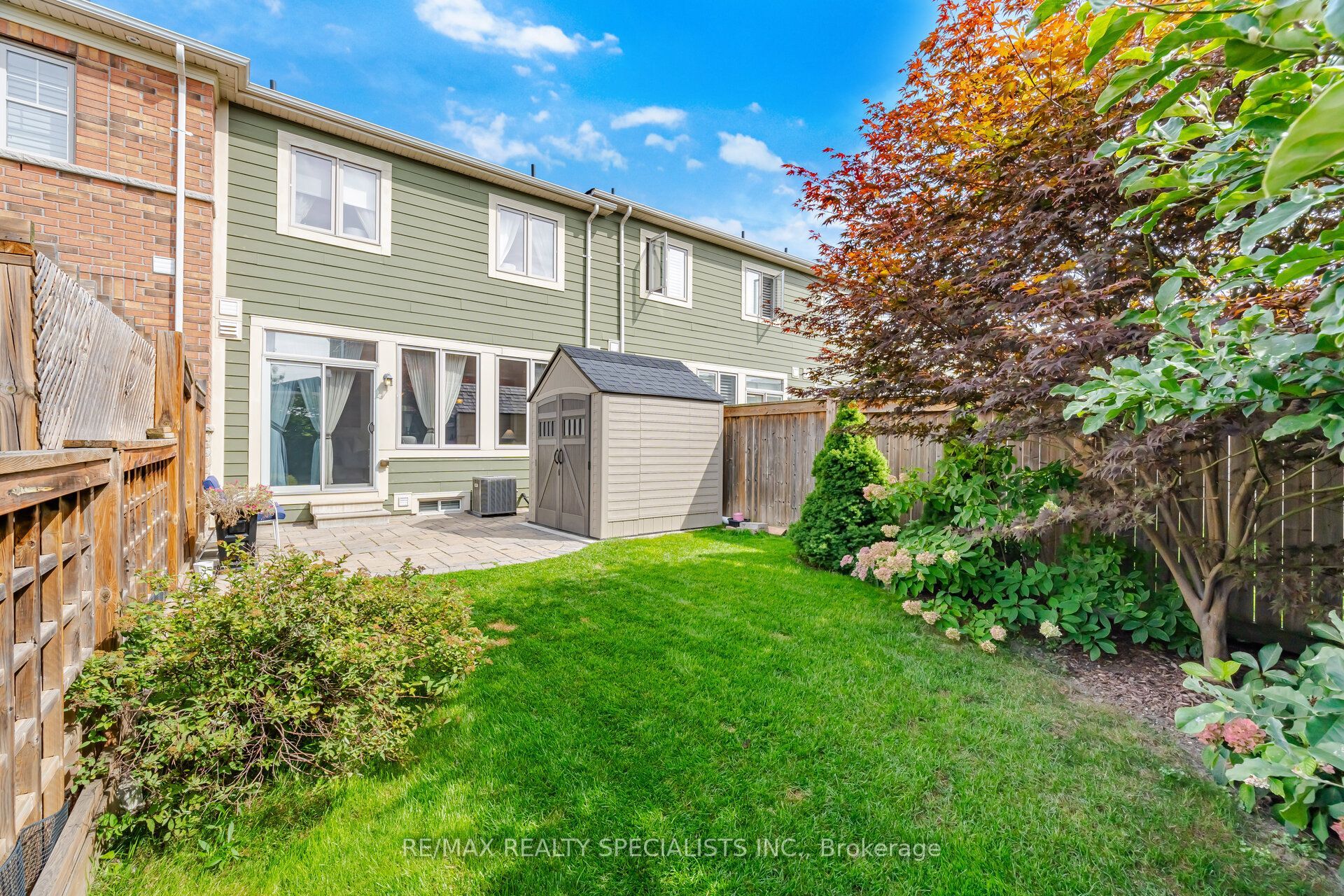 92 Hanson Crescent Property Photo 23
