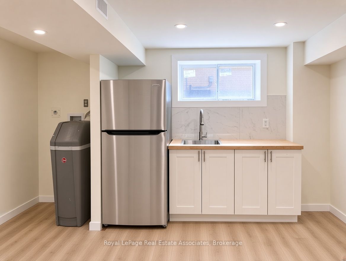 10 Elizabeth Street Property Photo 7