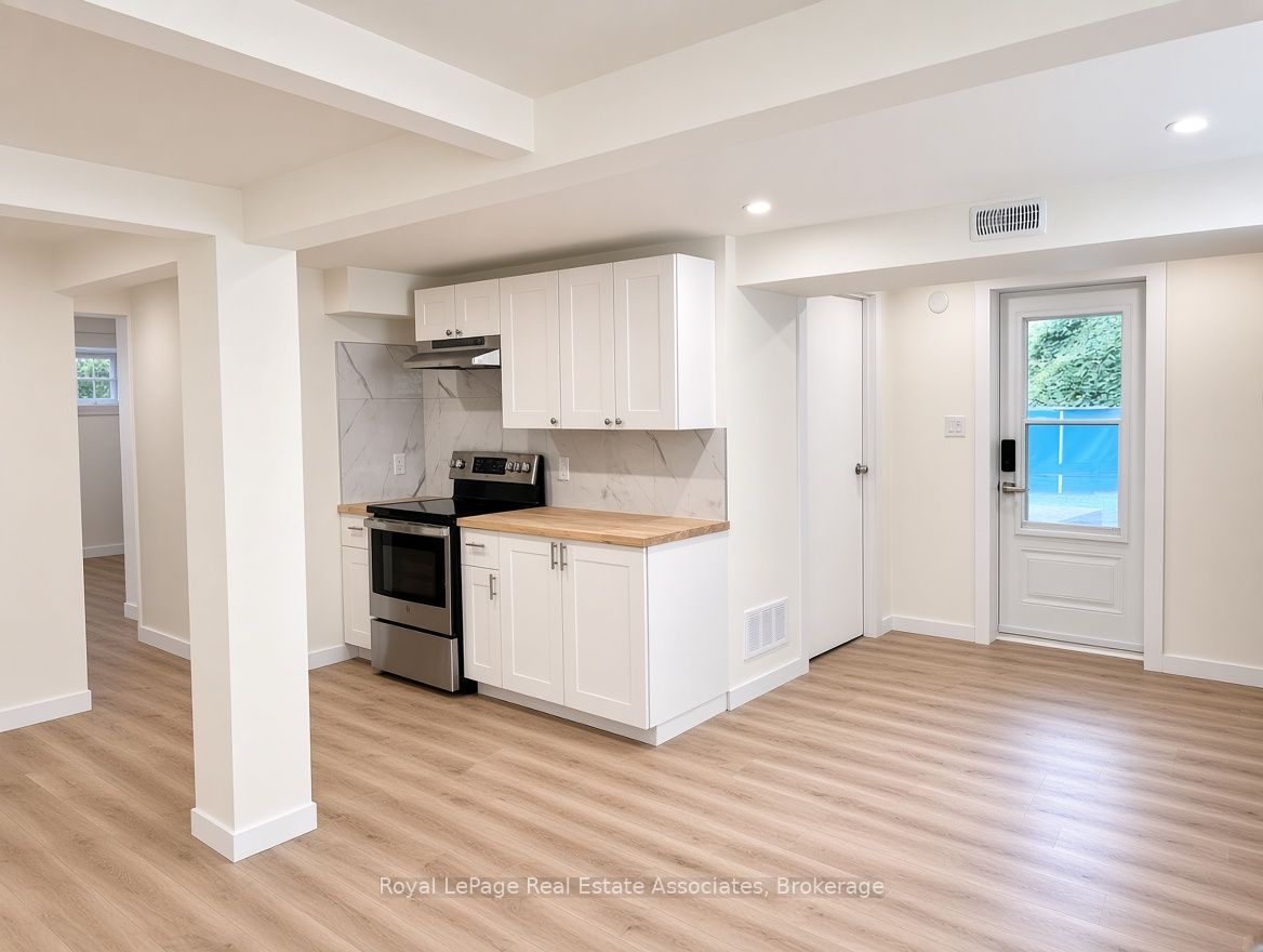 10 Elizabeth Street Property Photo 8