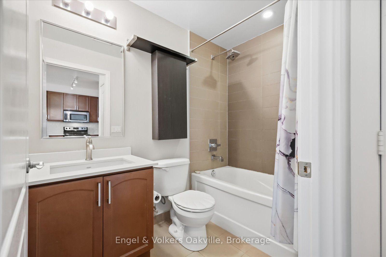 2470 Prince Michael Drive 611 Property Photo 15