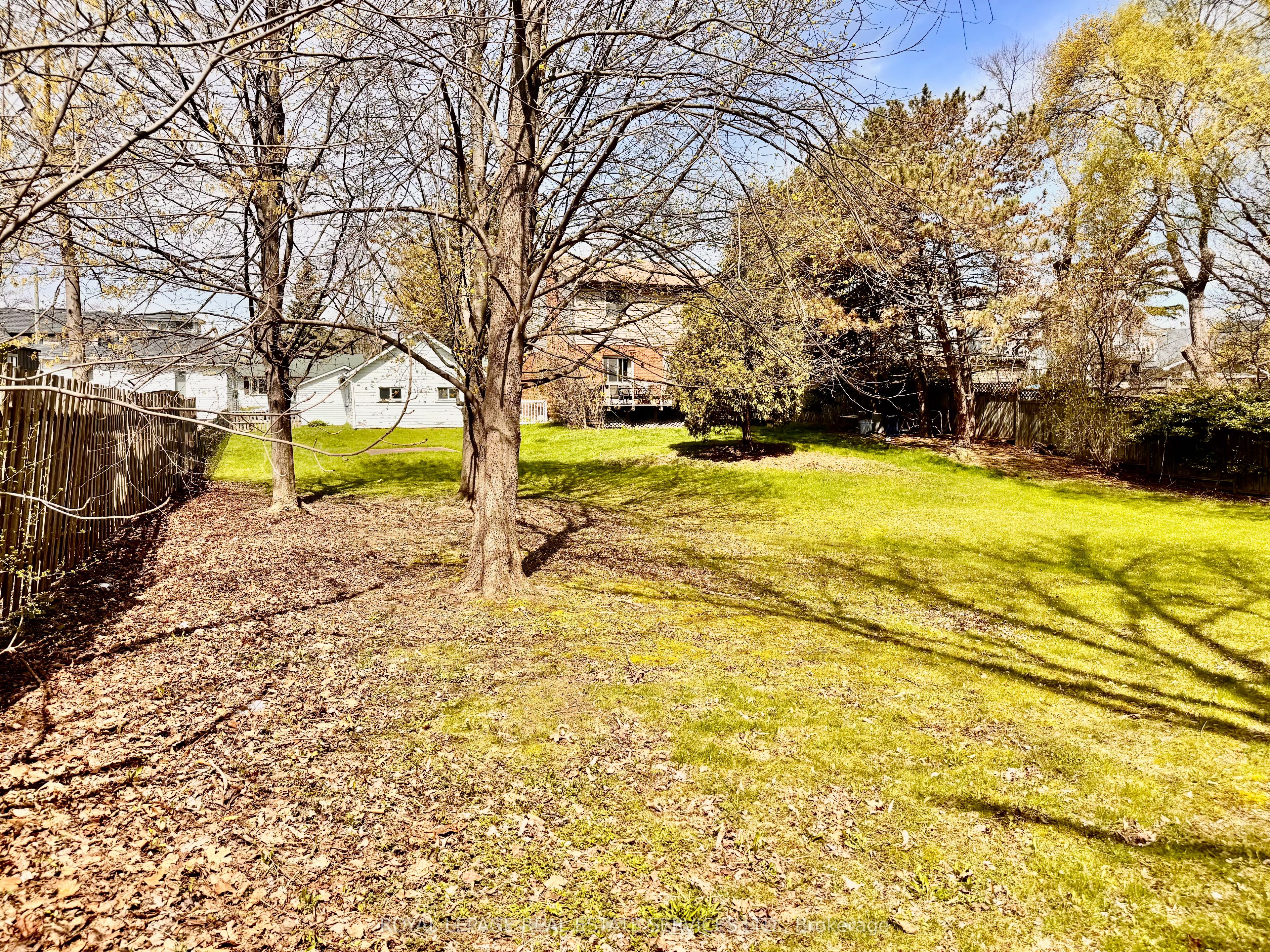 2386 Sovereign Street Property Photo 5