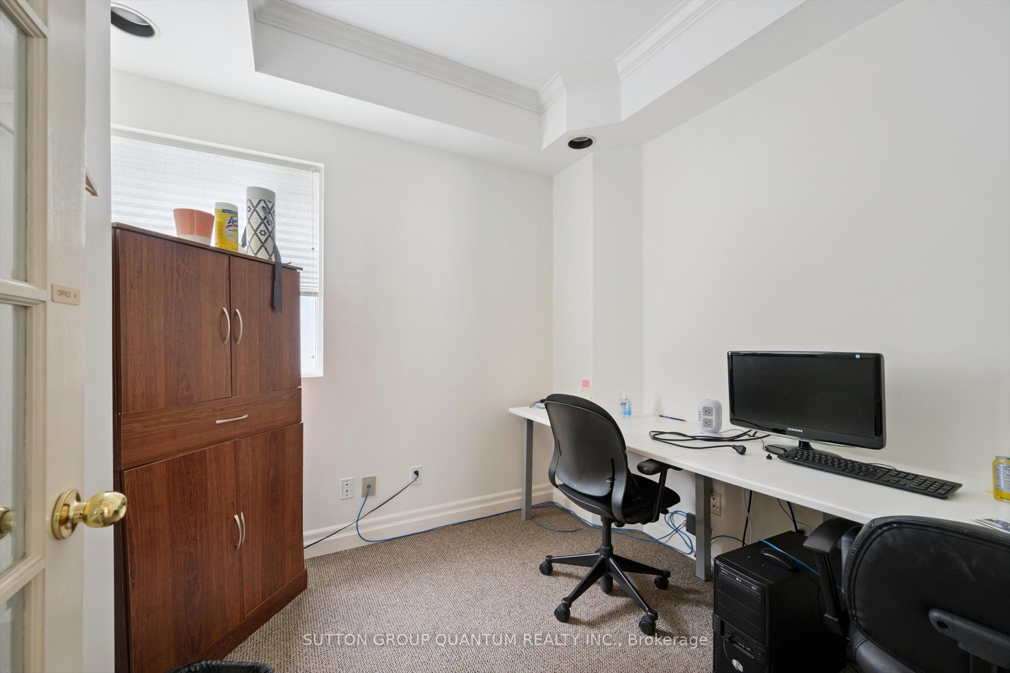 1673 Lakeshore Road W Property Photo 10