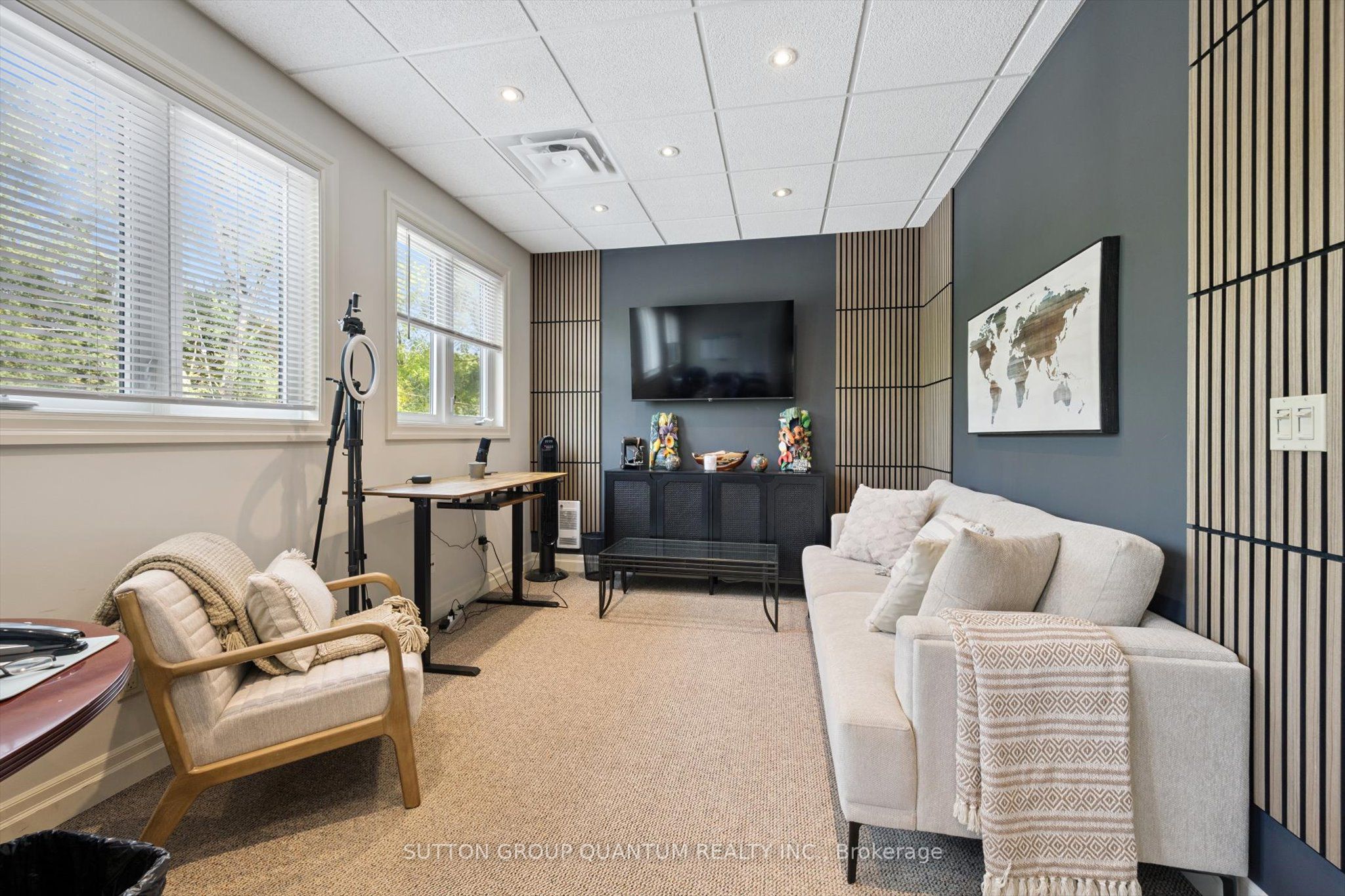 1673 Lakeshore Road W Property Photo 14