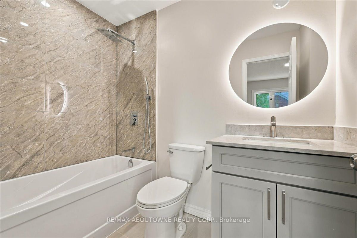 1194 Treetop Terrace Property Photo 24