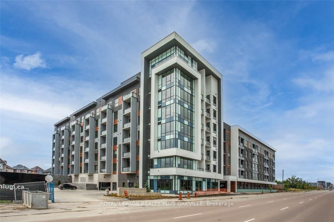 95 Dundas Street W 306 Property Photo 1