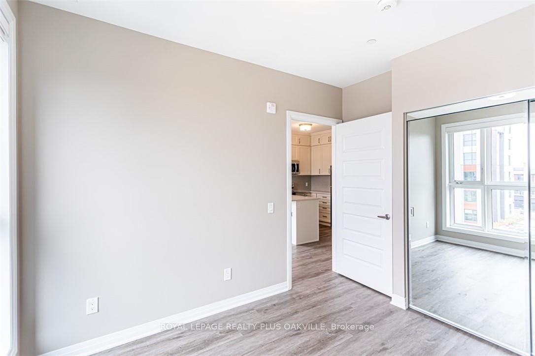 95 Dundas Street W 306 Property Photo 32