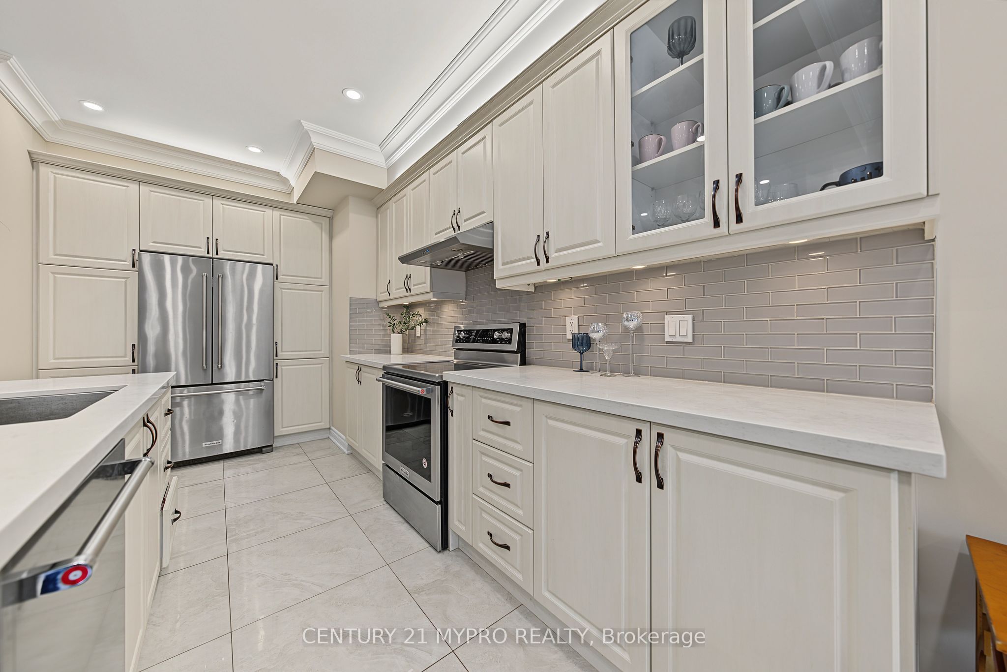 1371 Kestell Boulevard Property Photo 18