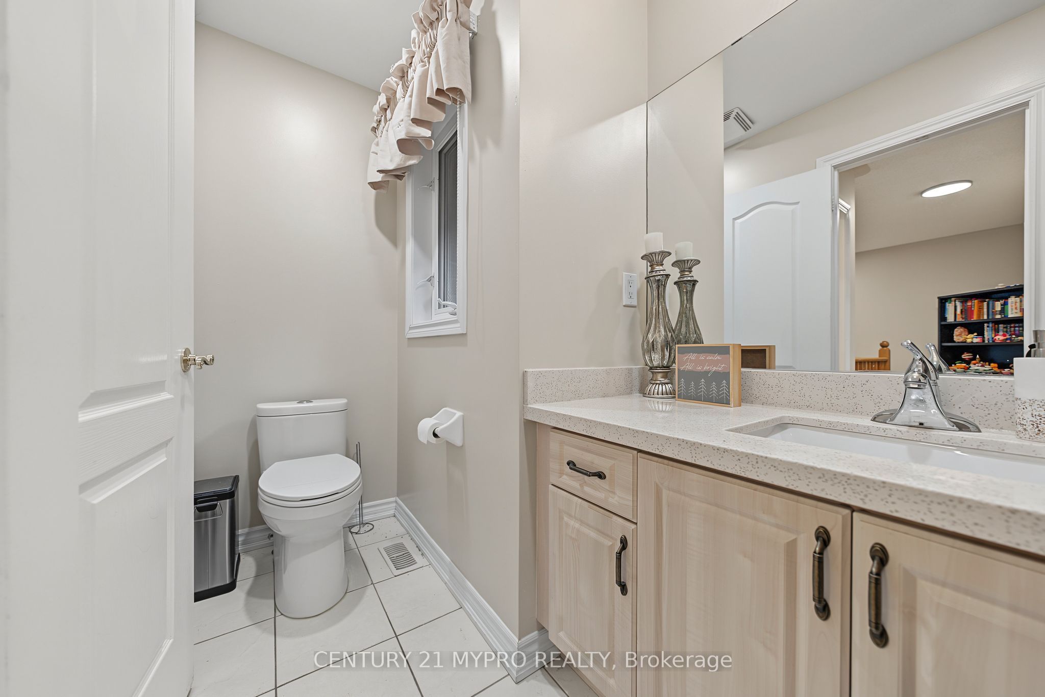 1371 Kestell Boulevard Property Photo 30