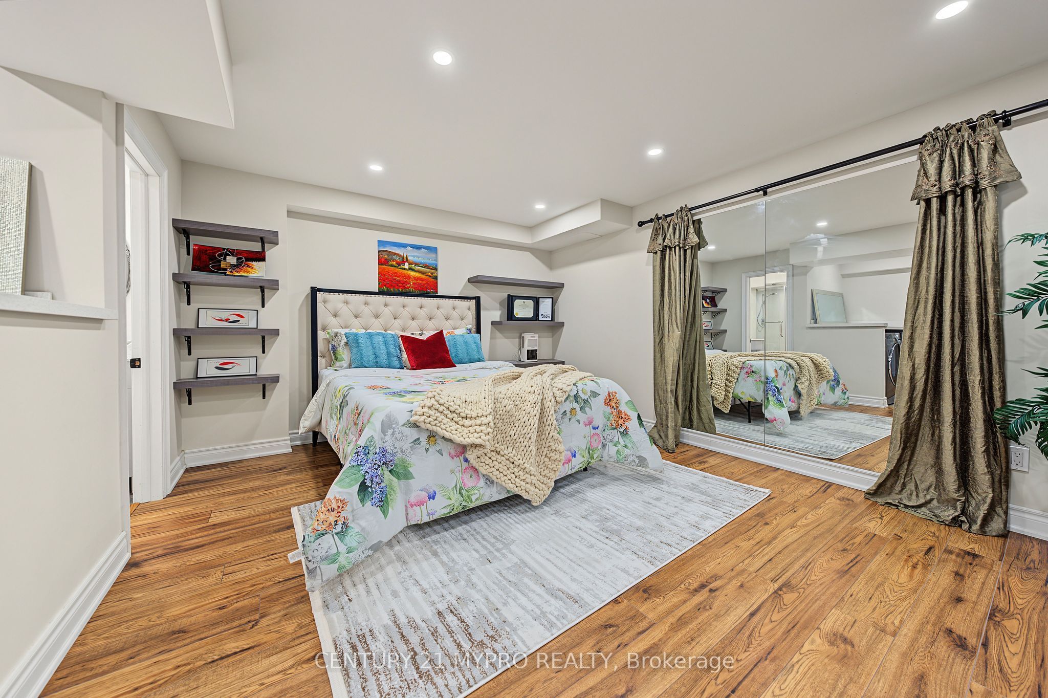 1371 Kestell Boulevard Property Photo 38