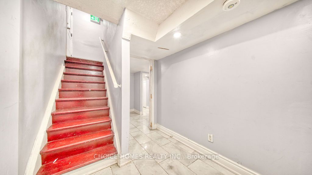 27 Savita Road Property Photo 36