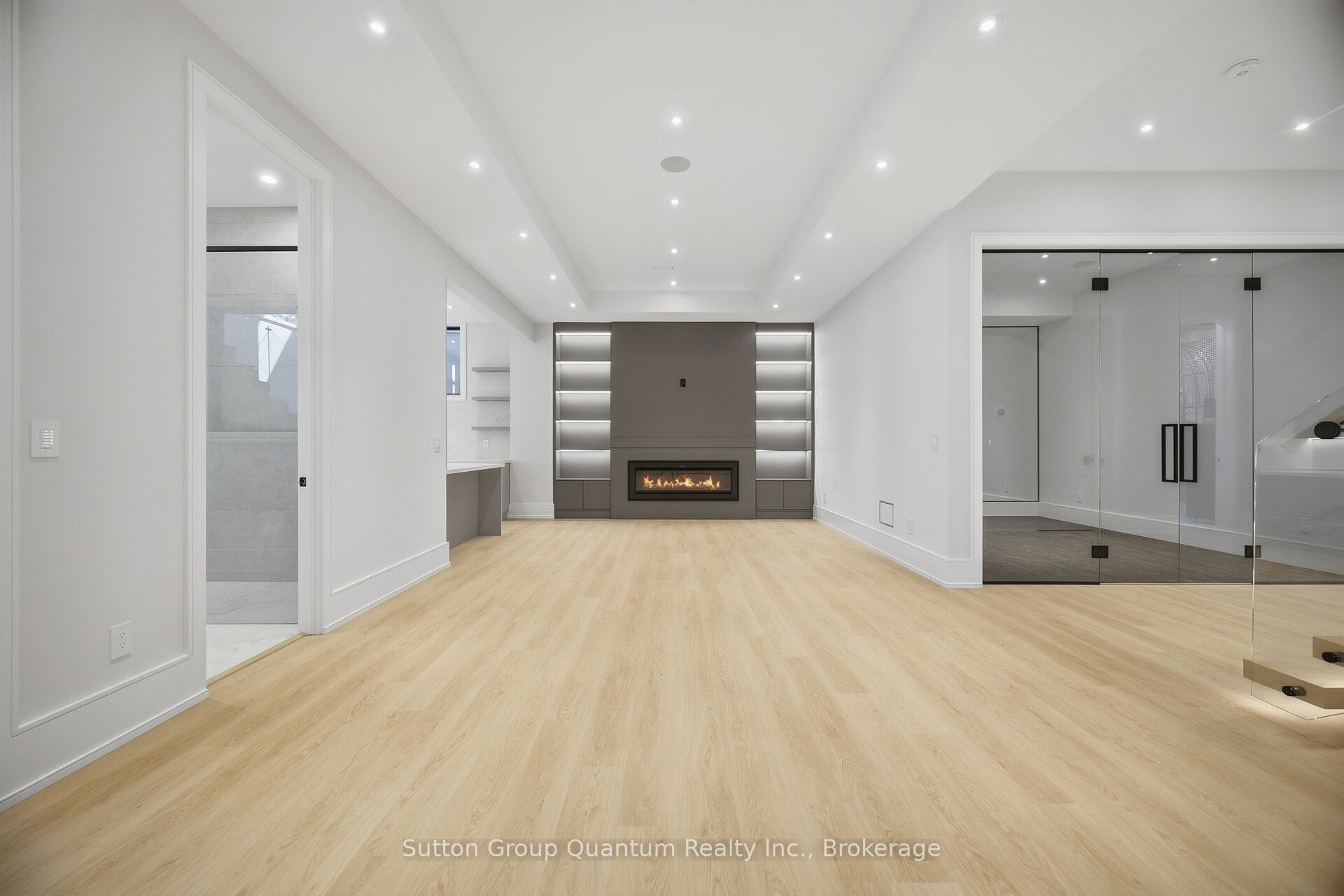 1071 Scott Avenue N Property Photo 41