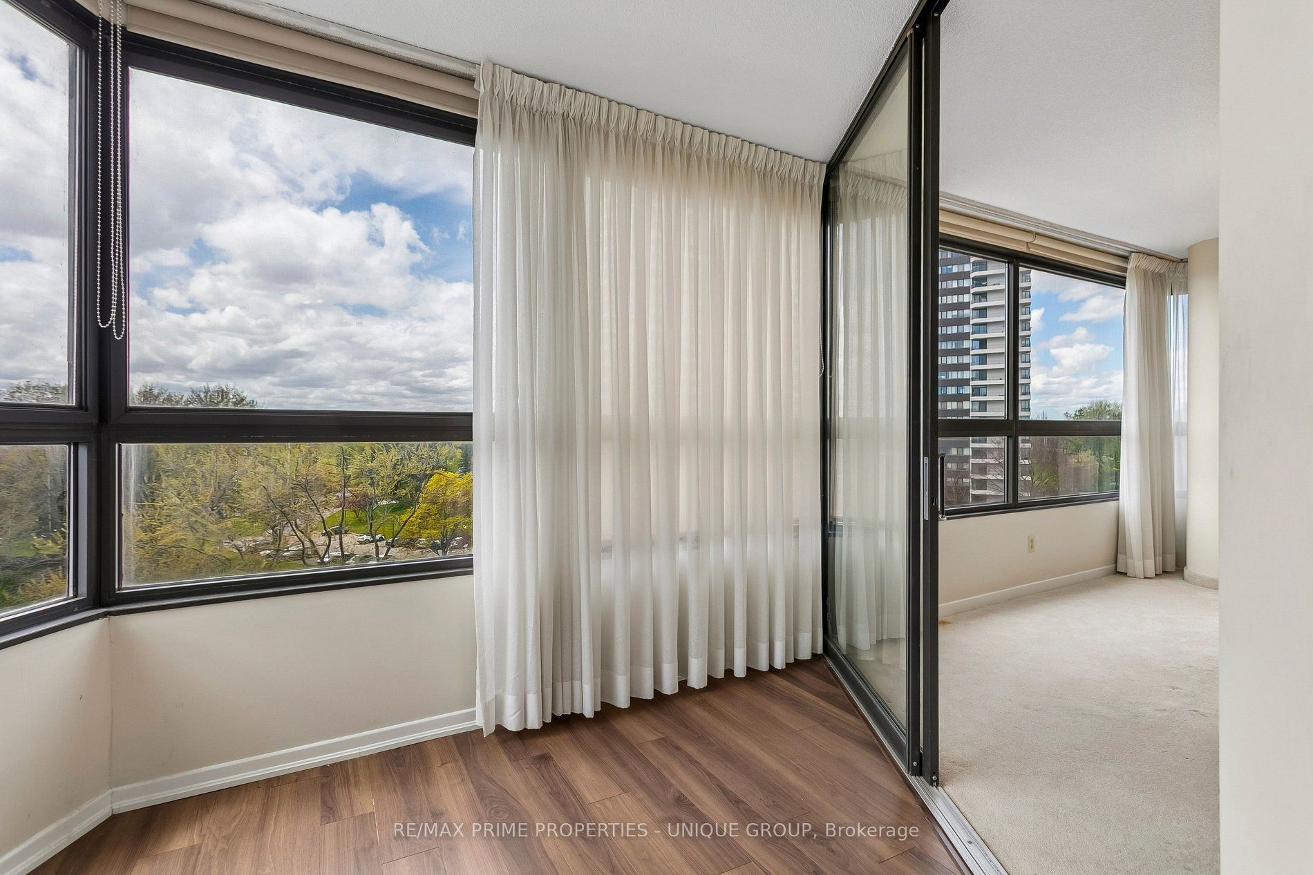 1300 Bloor Street 710 Property Photo 11