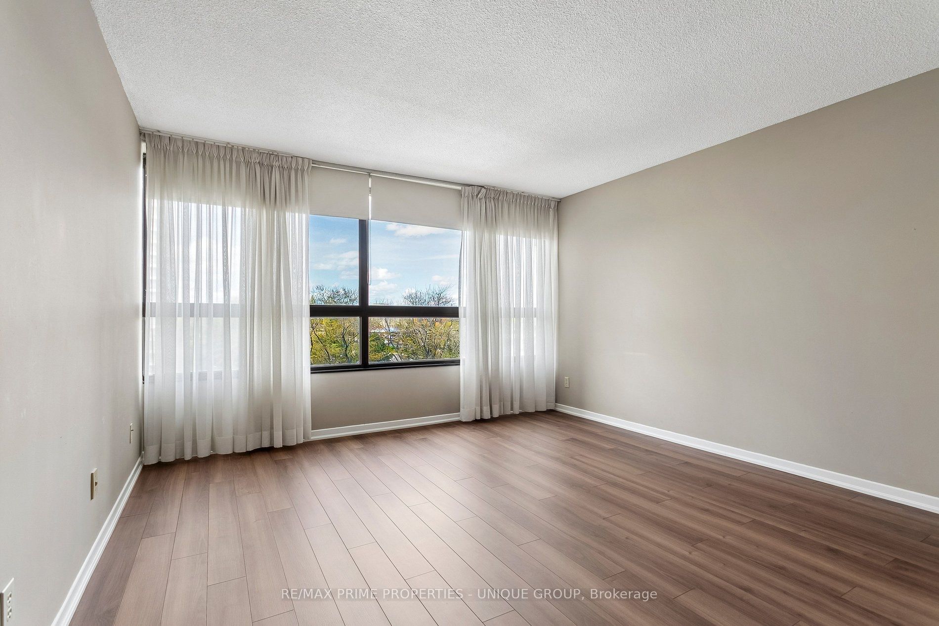 1300 Bloor Street 710 Property Photo 14